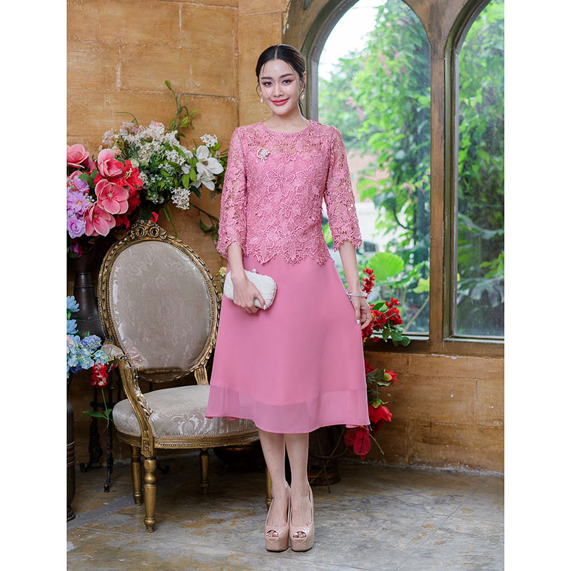 kudapy เดรสสั้นลูกไม้ไปงานสีฟ้าคราม/สีดำ/สีชมพู/สีกะปิ คอกลม แขนสามส่วน เดรสแต่งชีฟอง มีซับใน ทรงสวยมากค่ะ