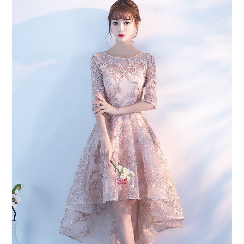 kudapy เดรสออกงานสีครีมเบจ ปักลายนูน กระโปรงทรงบานหน้าสั้นหลังยาว ซิปสะโพกถึงเอวช่วงอกเป็นแบบร้อยหลัง มีซับในอย่างดี แนวเรียบหรู สวย ดูดี