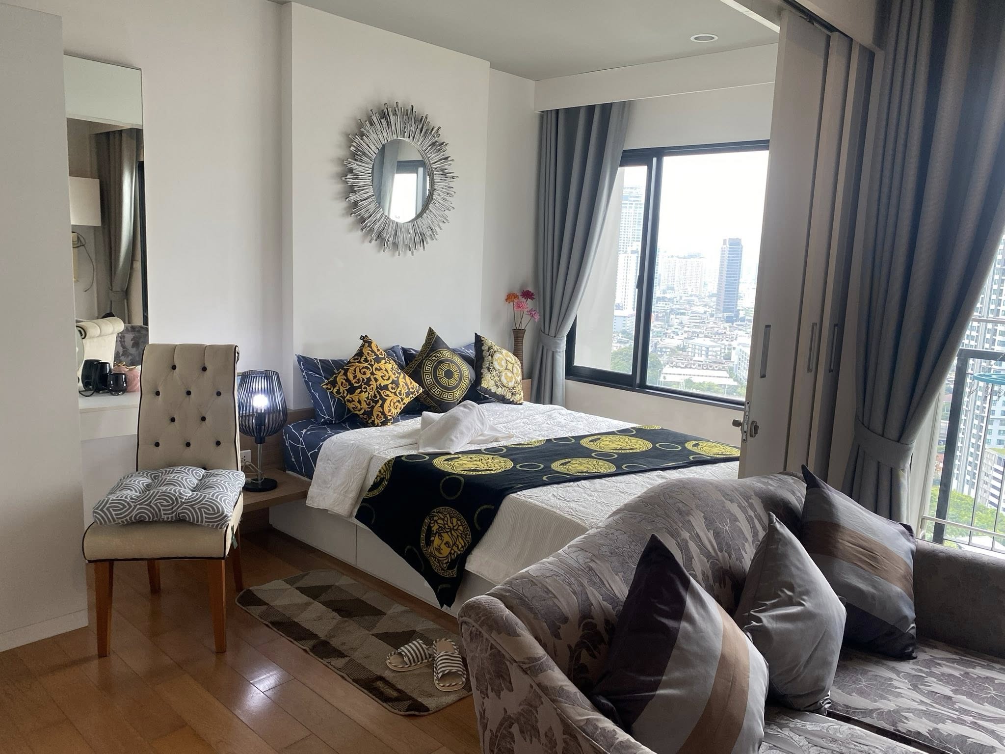 คอนโด Blocs 77 (บลอคส์ 77) High Rise โซนพื้นที่ BTS อ่อนนุช ให้เช่าห้องแบบ 1ห้องนอน 1ห้องน้ำ ขนาดห้อง 40 ตรม. ชั้น 23