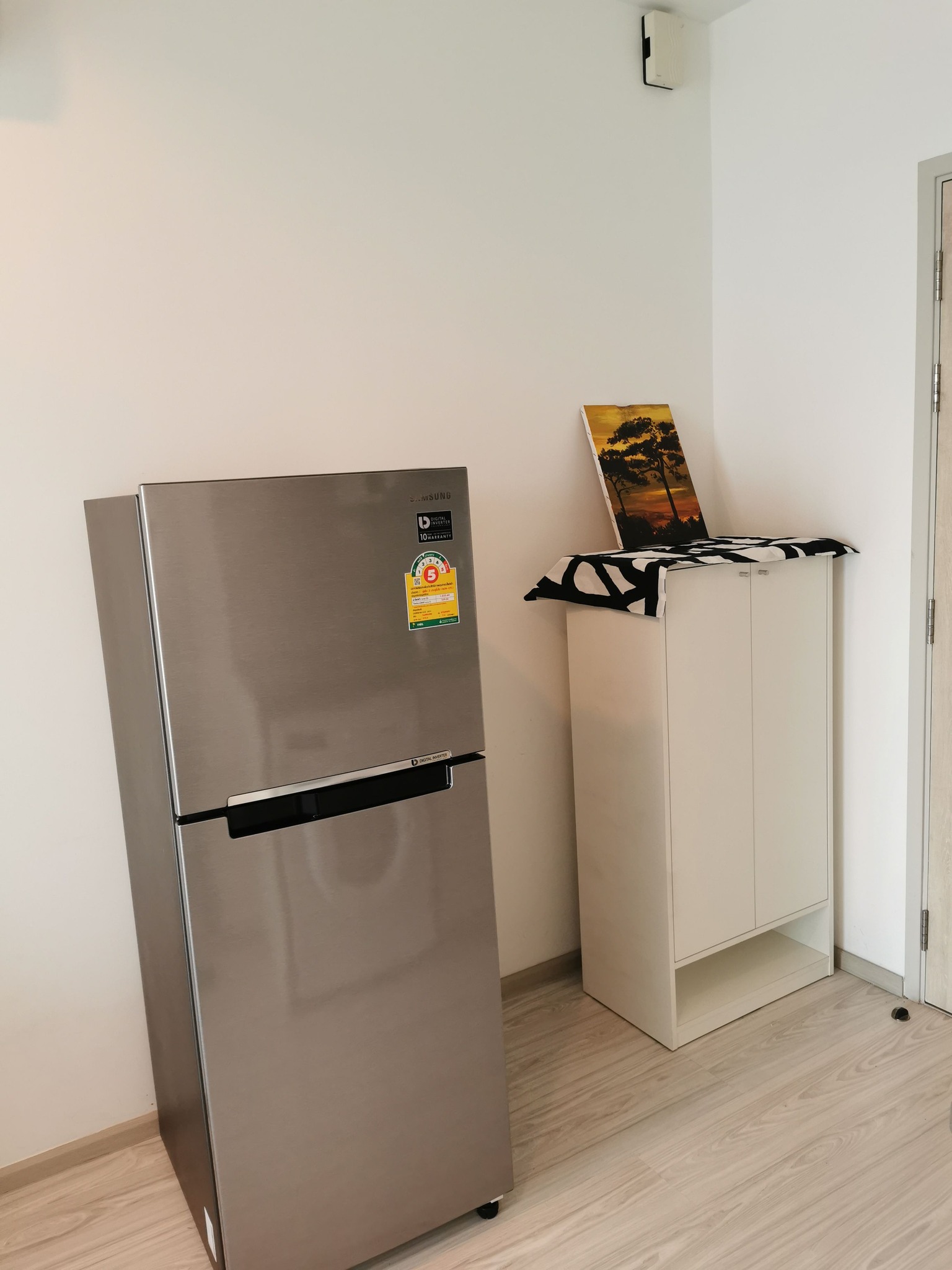 ให้เช่าคอนโด IDEO Mobi Sukhumvit Eastgate (ไอดีโอ โมบิ สุขุมวิท อีสท์เกต) High Rise โซนพื้นที่ BTS บางนา ห้องแบบ 1ห้องนอน 1ห้องน้ำ ขนาดห้อง 30 ตรม. ชั้น 22