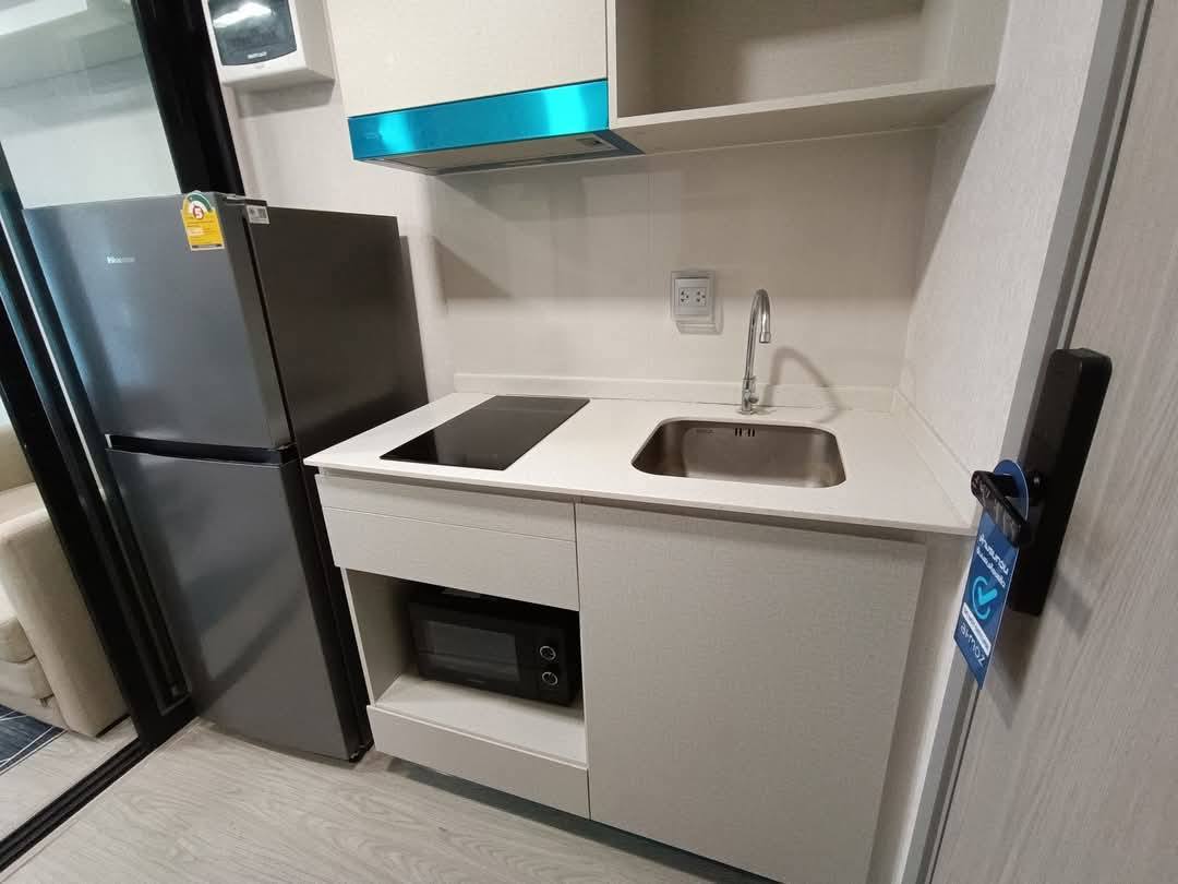 โซนพื้นที่ MRT ศรีนุช สายสีเหลือง ให้เช่าห้องแบบ Studio 1ห้องน้ำ คอนโด Atmoz Oasis Onnut (แอทโมซ โอเอซิส อ่อนนุช) Low Rise ขนาดห้อง 25 ตรม. ชั้น ตึก E