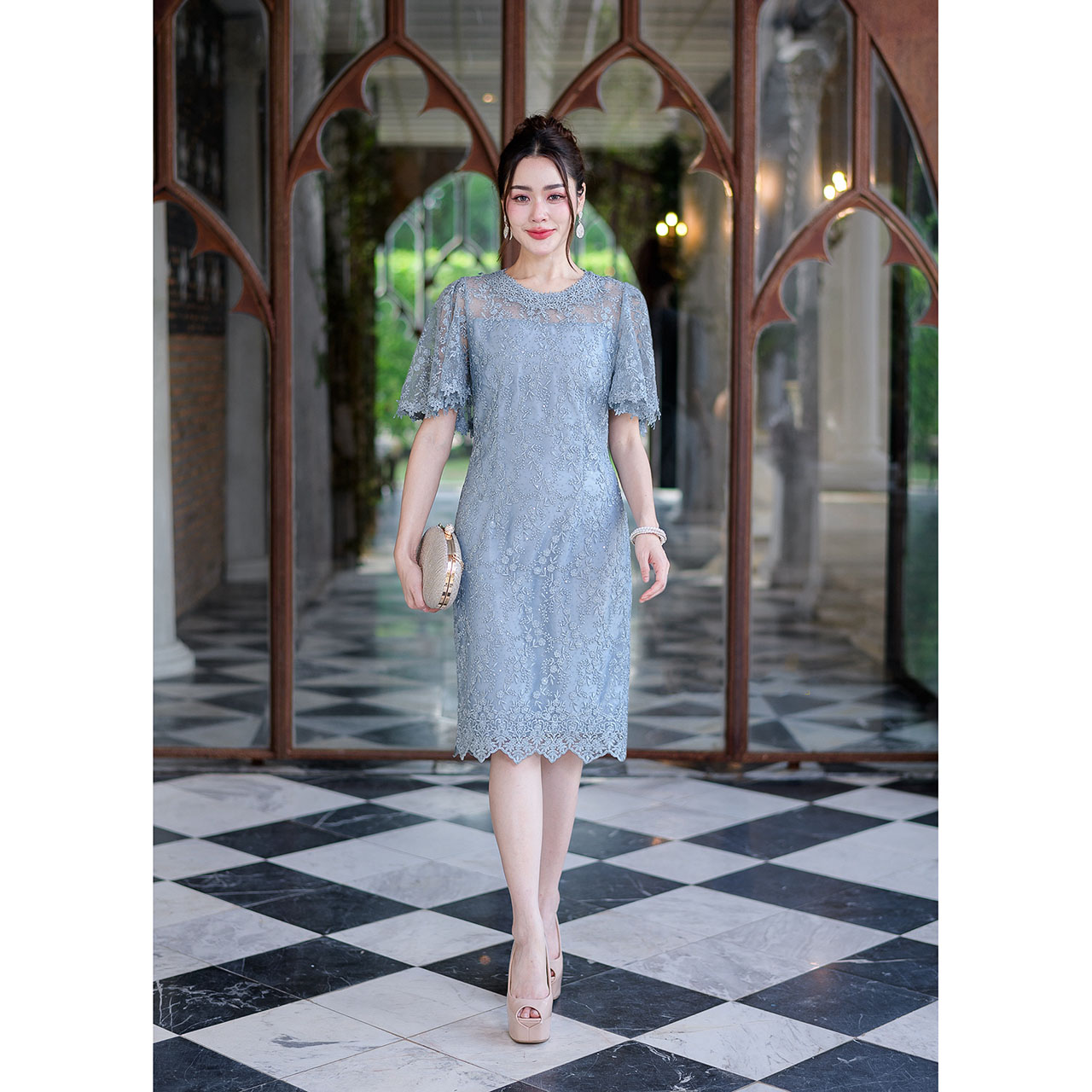 kudapy เดรสสั้นสีฟ้า/สีชมพูปูน เดรสลูกไม้เลื่อม ผ้าลูกไม้ทั้งชุดช่วงแขน มีซับในทั้งชุด งานดีพรีเมี่ยม ออกงานดูหรูหรา