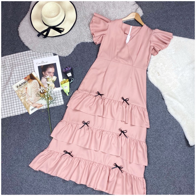 kudapy MaxiDress แม็กซี่เดรสยาว ไหล่ระบาย ผ้าไหมอิตาลี่ ใส่แล้วดูขับผิวสุดๆ