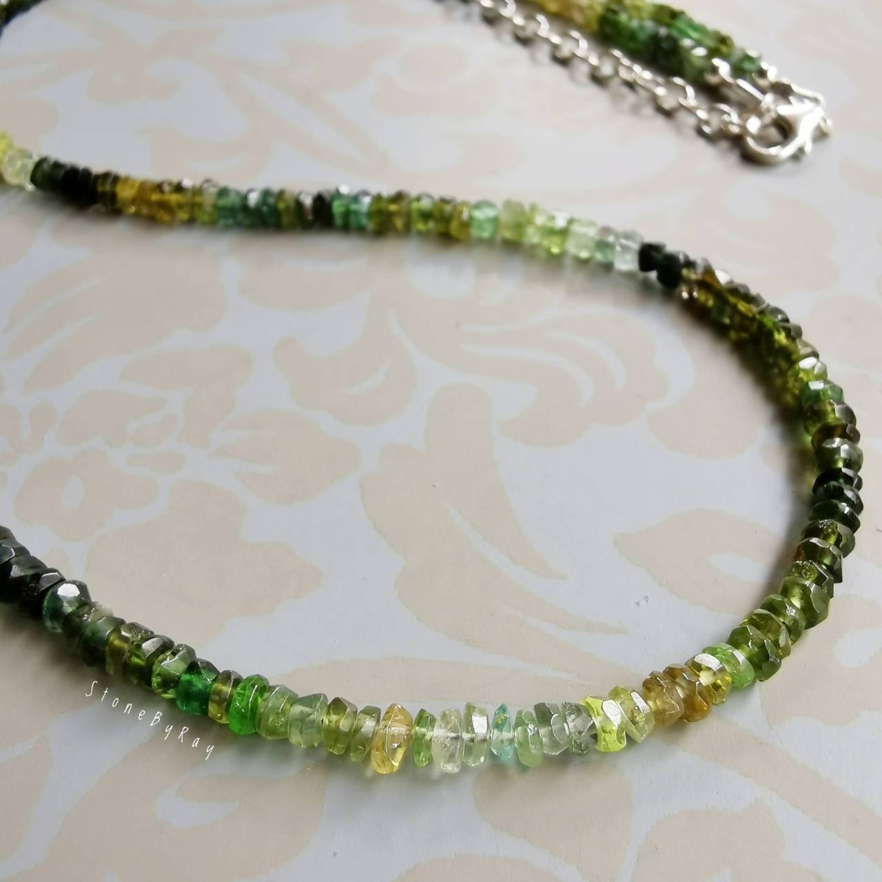สร้อยคอหินทัวมาลีน(Tourmaline)