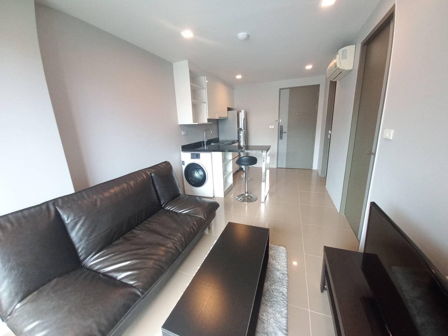 ปล่อยเช่าคอนโด Mirage Sukhumvit 27 (มิราจ สุขุมวิท 27) - 1ห้องนอน 1ห้องน้ำ 1ห้องนั่งเล่น - ใกล้ BTS อโศก / MRT สุขุมวิท - ขนาดห้อง 36 ตรม. ชั้น 7