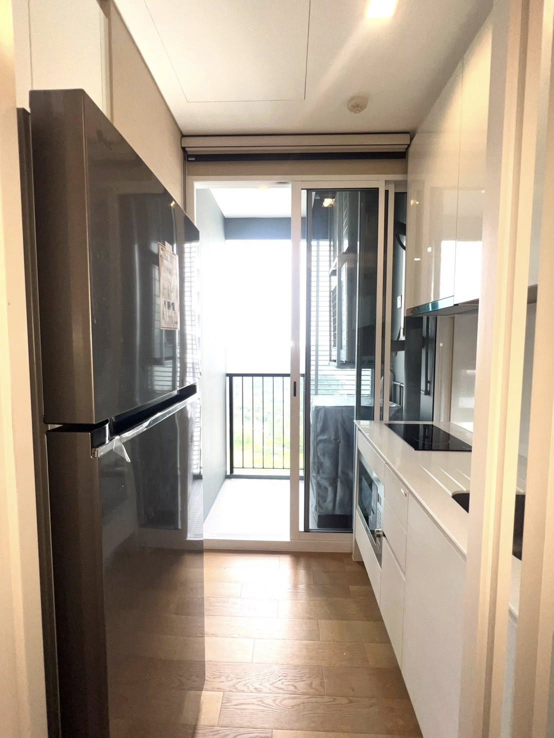 ให้เช่าคอนโด The Saint Residences (เดอะ เซนต์ เรสซิเดนซ์) โซน รถไฟฟฟ้า BTS ห้าแยกลาดพร้าว 1ห้องนอน / 1ห้องน้ำ ขนาดห้อง 31 ตรม. ชั้น 34