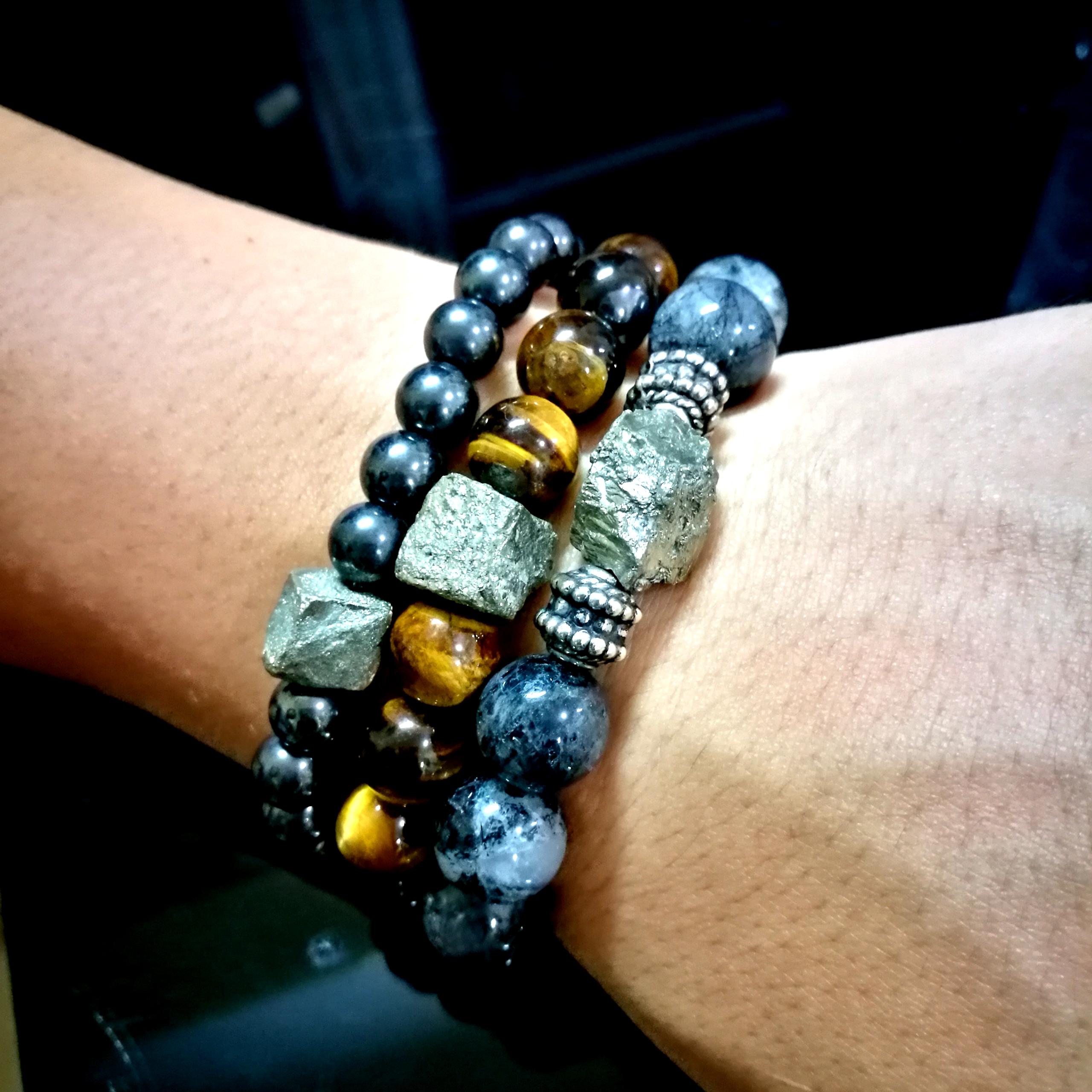 สร้อยข้อมือหินไหมดำ+ไพไรต์