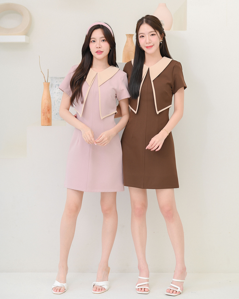 kudapy เดรสแขนสั้น เล่นสีคอปกและกุ๊นขอบ ดีไซน์เหมือนใส่เสื้อกั๊ก แพทเทิร์นสวยเข้าเอว ตัดต่อคิ้วกลางลำตัวจับเกล็ดเข้ารูป