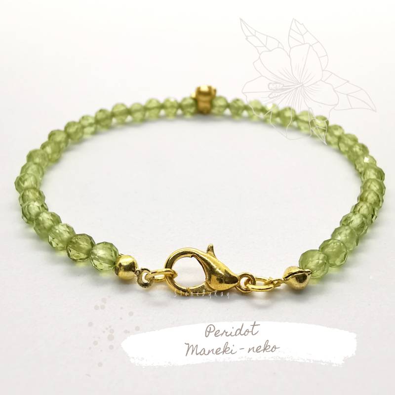 สร้อยข้อมือพลอยเพอริดอท+แมวกวักทองแท้(Maneki-neko)