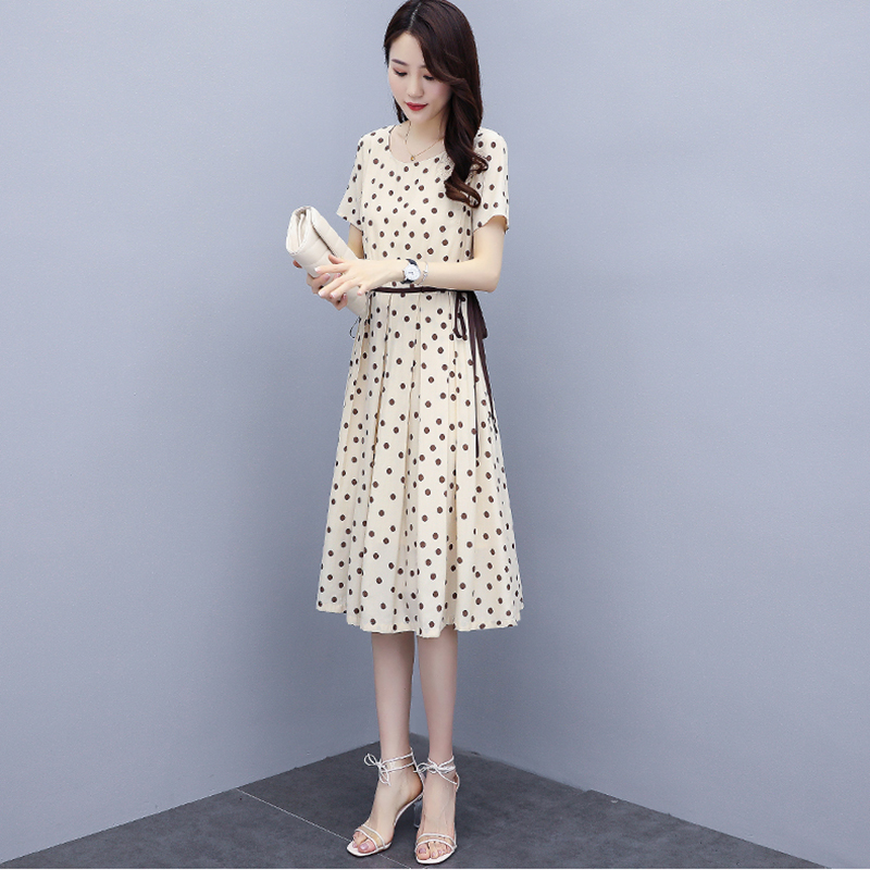 kudapy ชุดเดรสใส่ทำงานผ้าโพลีเอสเตอร์ผสมสีครีม ลายจุดสีน้ำตาล
