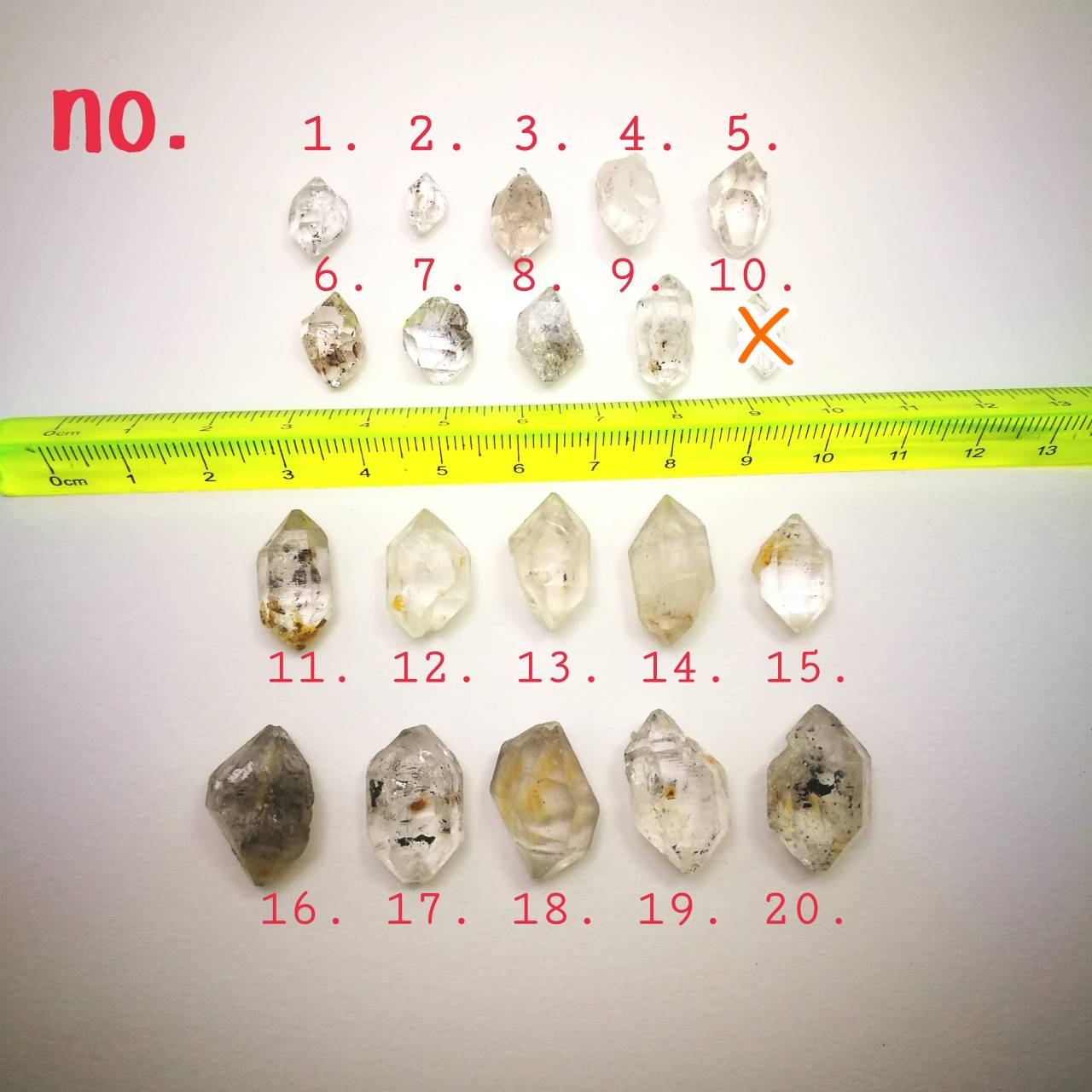 หินเฮอร์คิเมอร์ไดม่อนผลึกธรรมชาติ