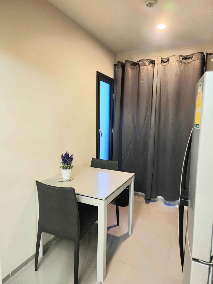 ใกล้MRTห้วยขวาง เซ็นทริค ห้วยขวาง สเตชั่น ให้เช่าเฟอร์ตกแต่งครบมีเครื่องซักผ้า