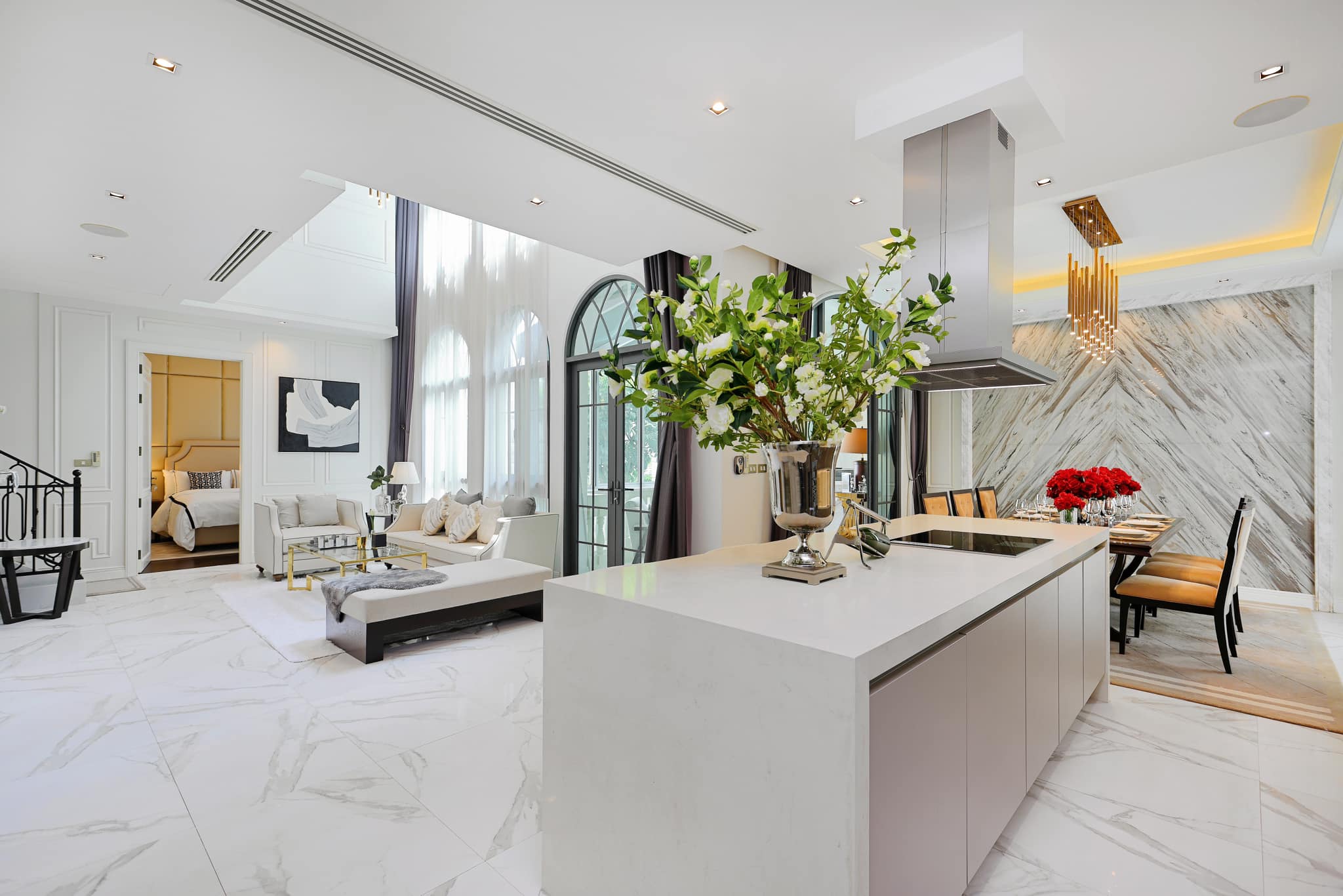 บ้านหรู ตกแต่งพร้อมอยู่ ในเอกมัย 22 หิ้วกระเป๋าเข้าอยู่ได้ทันที!! *บ้านออกแบบโดย Hirsch Bedner Associates (HBA) บริษัทออกแบบชั้นนำระดับโลก*