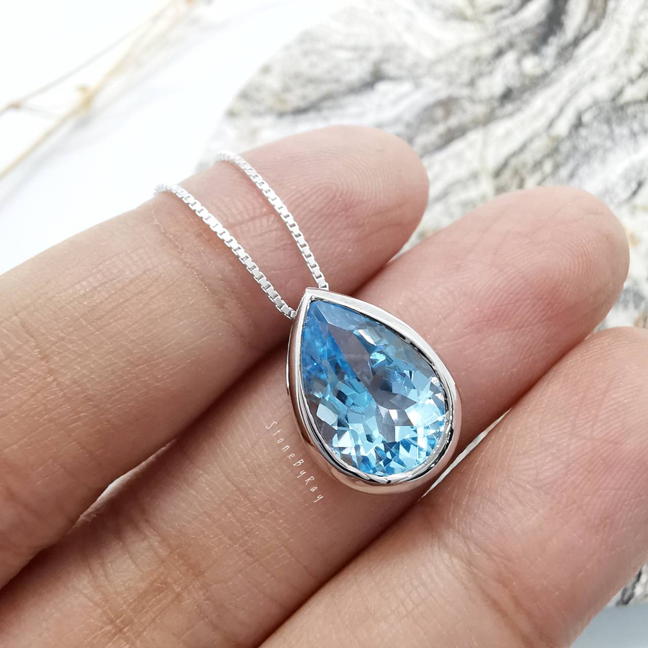 สร้อยคอเงินจี้พลอยบลูโทพาส Blue Topaz