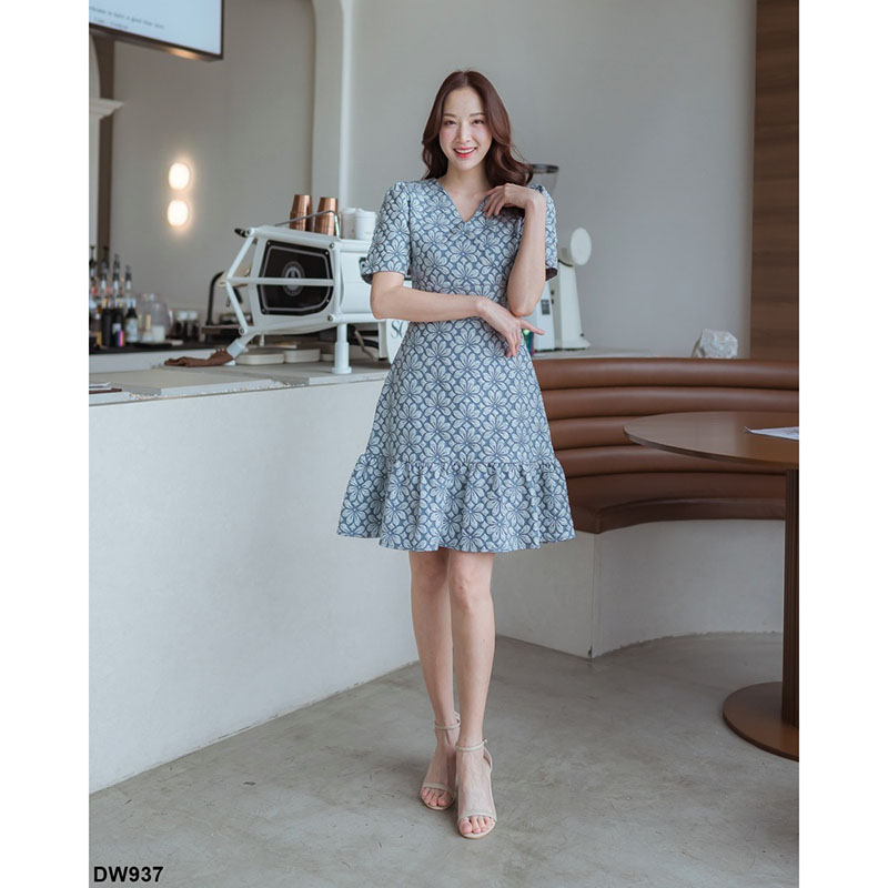 kudapy เดรสสั้นสีฟ้า/สีชมพู/สีน้ำตาล ผ้าทอคอวีลายนูนแต่งโบว์