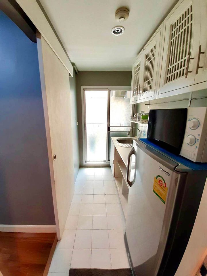 ให้เช่าคอนโด The Seed Ratchada - Huay Kwang (เดอะ ซี้ด รัชดา-ห้วยขวาง) ตกแต่งเฟอร์ครบ MRT ห้วยขวาง มีเครื่องซักผ้า