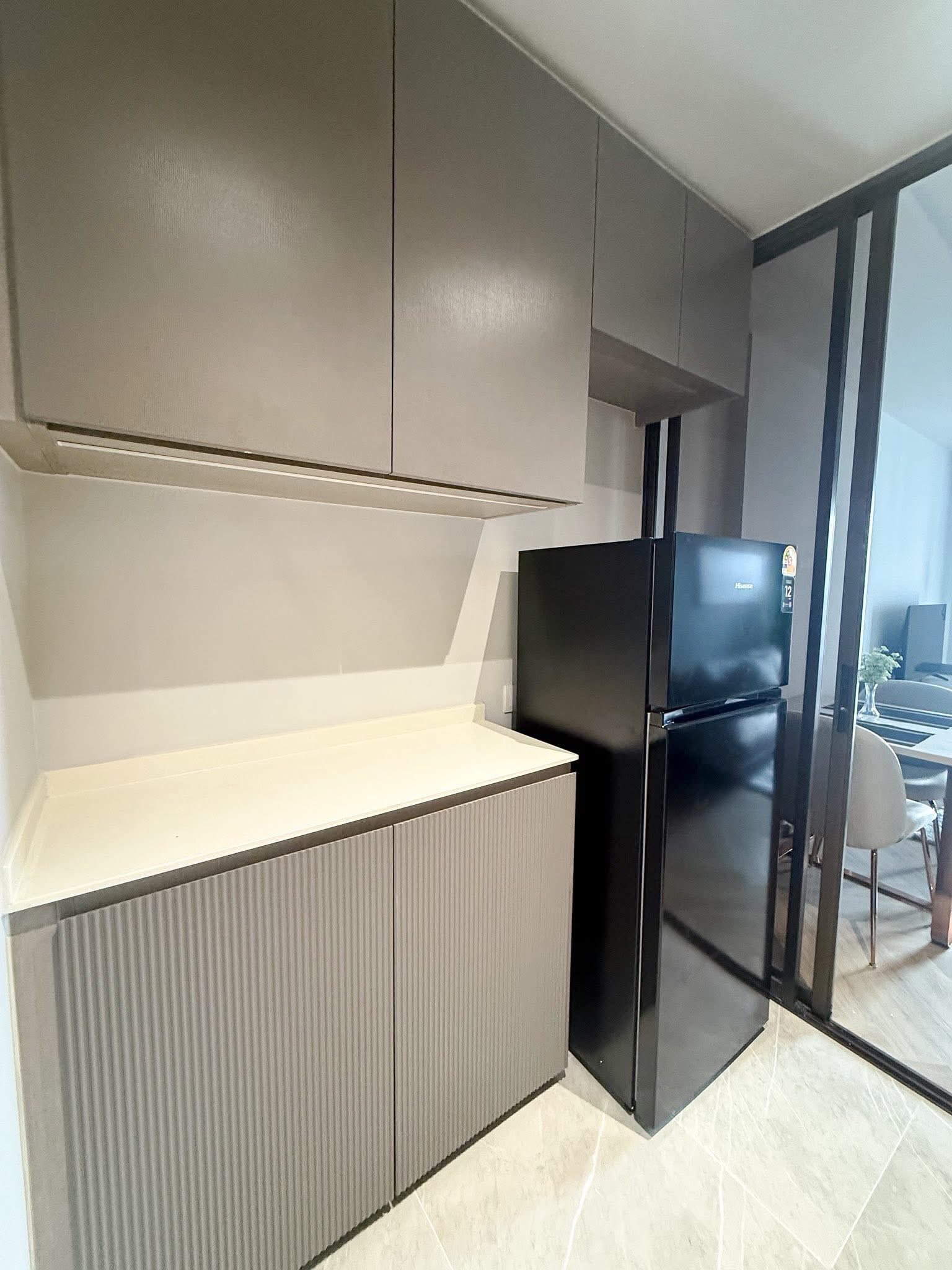 ให้เช่าคอนโด Chapter Thonglor 25 (แชปเตอร์ ทองหล่อ 25) โซนพื้นที่ BTS ทองหล่อ ห้องแบบ 1ห้องนอน / 1ห้องน้ำ / โซนครัวปิด ขนาดห้อง 35 ตรม. ชั้น 8 ตึก B