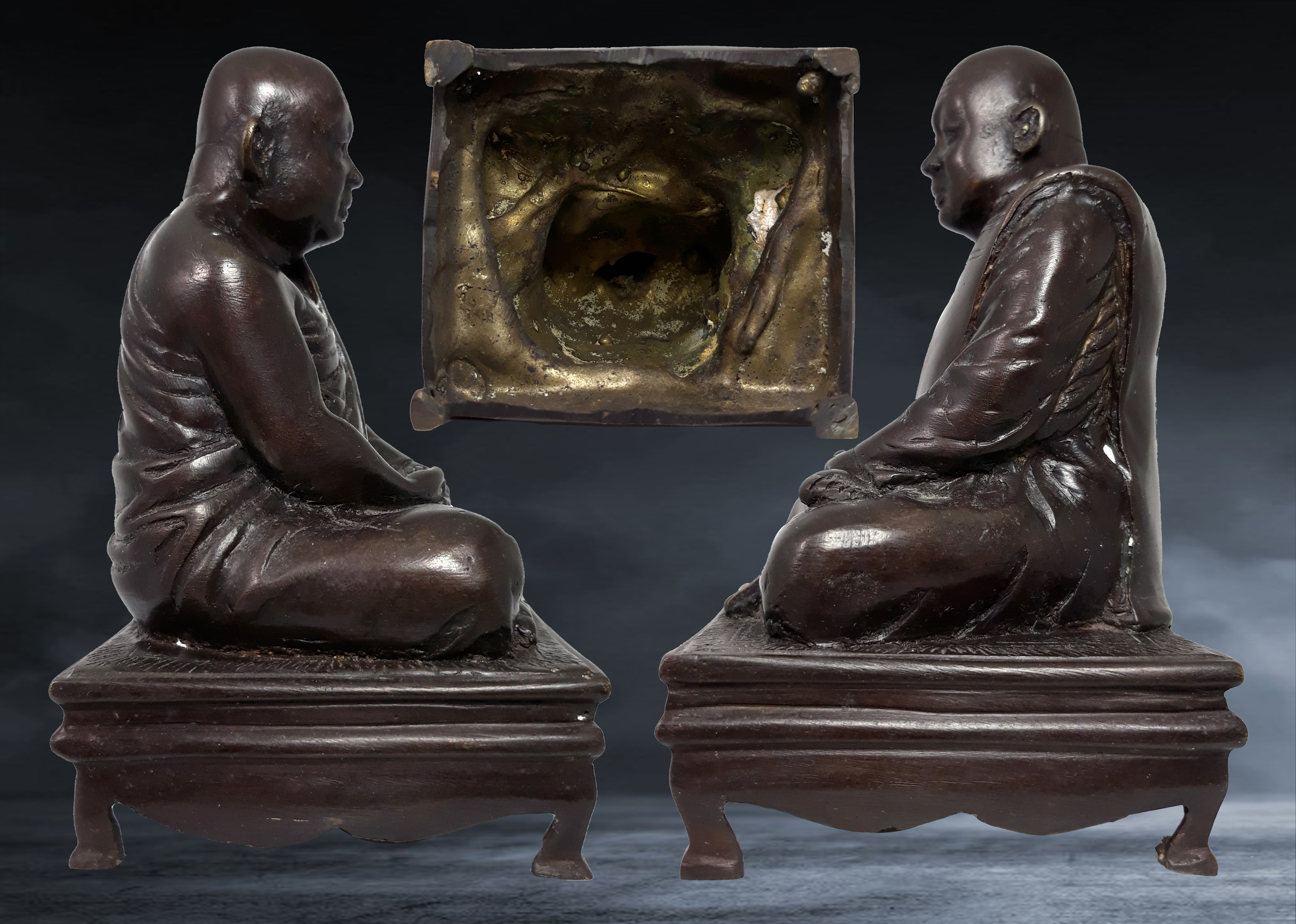 พระบูชานั่งตั้ง หลวงพ่อสมชาย วัดเขาสุกิม จ.จันทบุรี เนื้อทองเหลืองรมน้ำตาล หน้าตัก ๓ นิ้ว ปี ๒๕๔๖