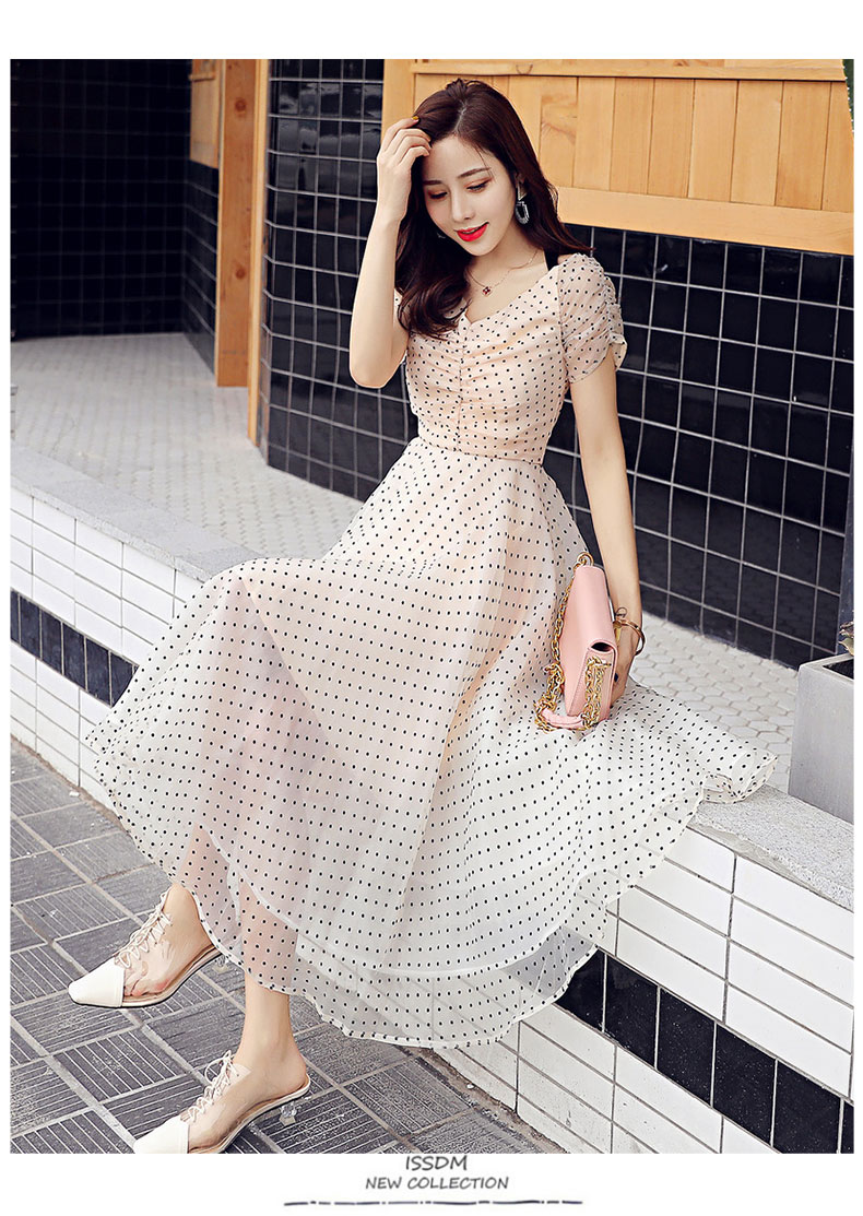 ชุดเดรสยาวคลุมเข่าสีครีม ผ้าชีฟองเนื้อดี พิมพ์ลายจุดสีดำเล็กๆๆ XL