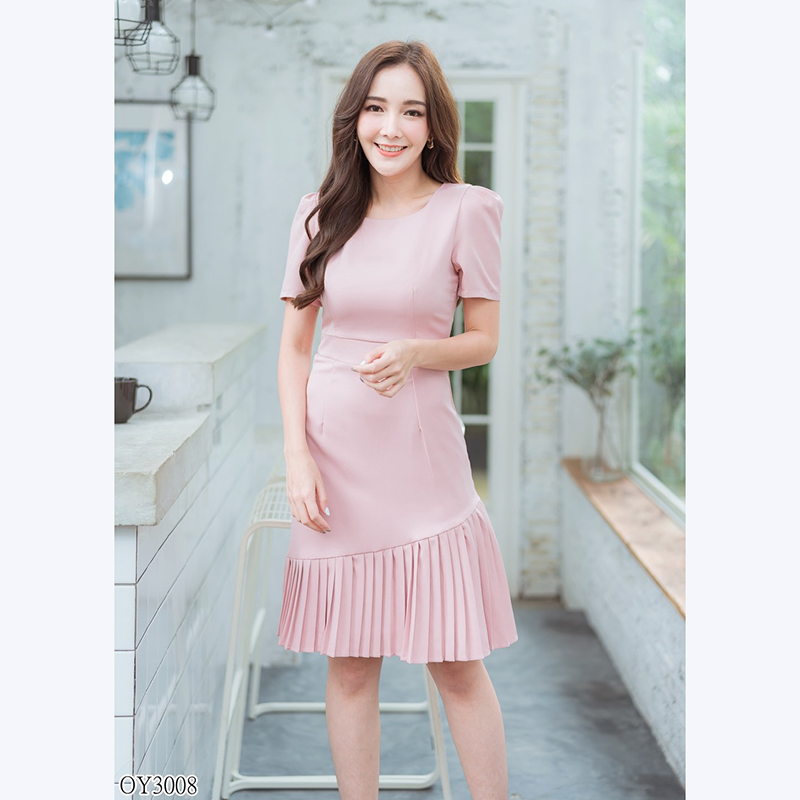 kudapy เดรสสั้นสีเขียว/ม่วง/ชมพู ใส่ทำงานชายพลีท ออกงานสวยดูดีน่ารัก