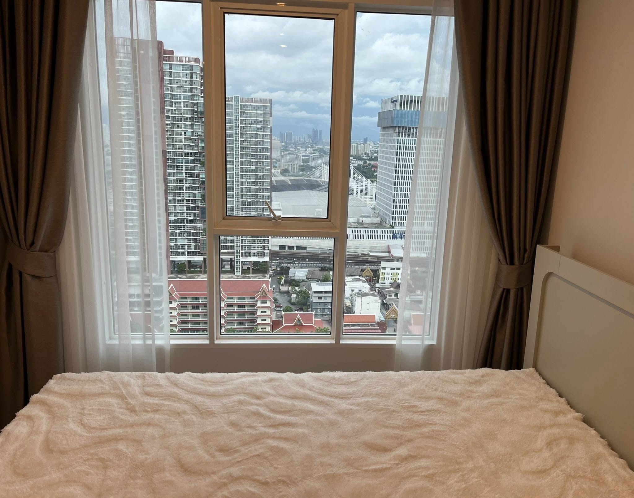 คอนโด Regent home bangna (รีเจ้นท์ โฮม บางนา) High Rise โซนพื้นที่ BTS บางนา ให้เช่าห้องแบบ 1ห้องนอน 1ห้องน้ำ 1ครัวปิด ขนาดห้อง 28 ตรม. ชั้น 30 ตึก D