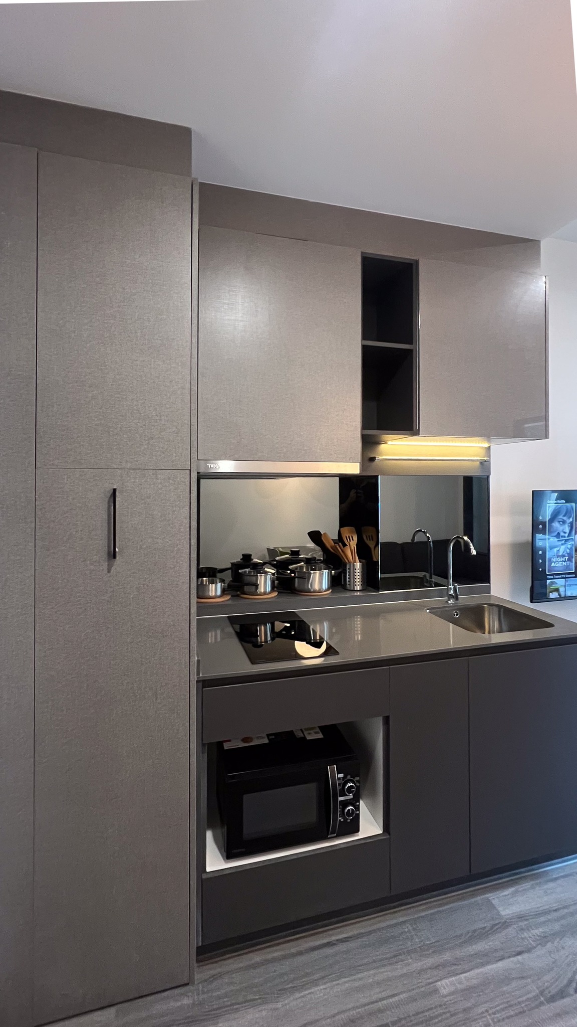 ปล่อยเช่าคอนโด IDEO Chula - Samyan (ไอดีโอ จุฬา - สามย่าน) - 1ห้องนอน 1ห้องน้ำ 1ห้องนั่งเล่น - ใกล้ MRT สามย่าน - ขนาดห้อง 35 ตรม. ชั้น 12A