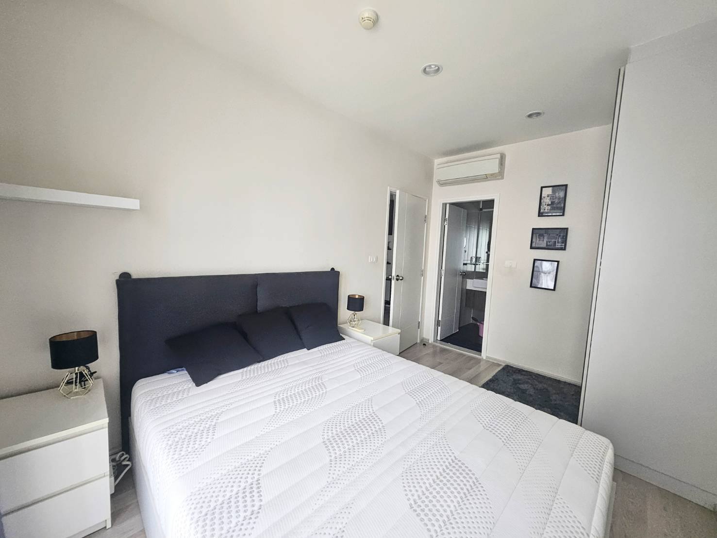 ให้เช่าคอนโด Centric Ratchada-Huai Khwang (เซ็นทริค รัชดา-ห้วยขวาง) โซนพื้นที่ MRTห้วยขวาง ห้องแบบ 1ห้องนอน / 1ห้องน้ำ / โซนครัวปิด ขนาดห้อง 36 ตรม. ชั้น 11