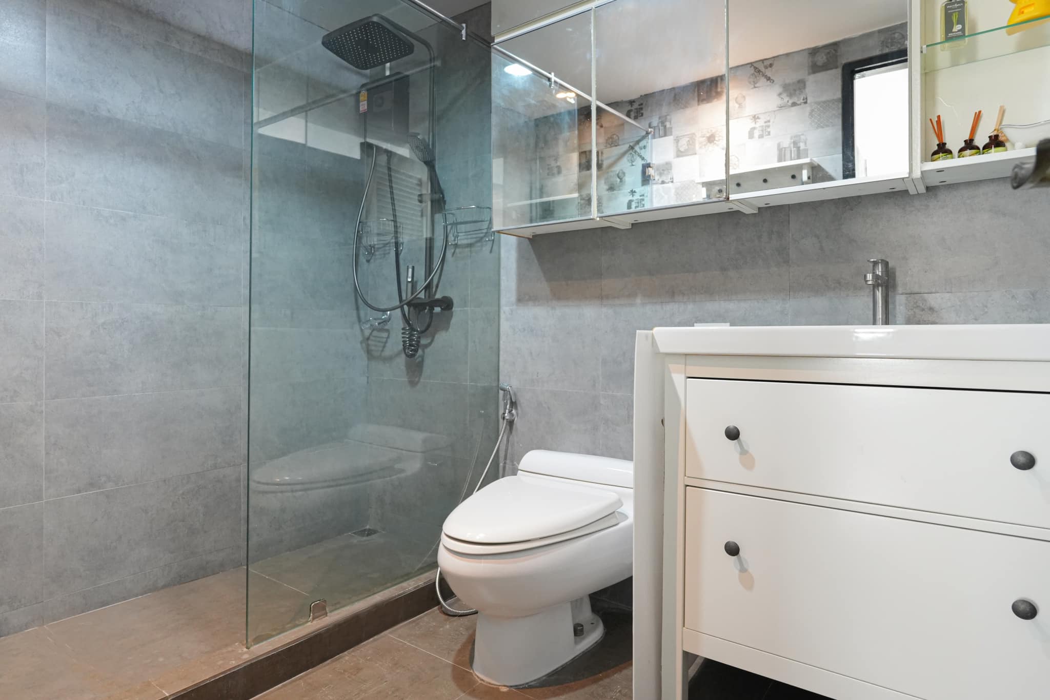 ปล่อยเช่าคอนโด Ratchada Orchid (รัชดา ออร์คิด) - 2ห้องนอน 1ห้องน้ำ 1ห้องนั่งเล่น - ใกล้ MRT สุทธิสาร - ขนาดห้อง 70 ตรม. ชั้น 10 ตึก A