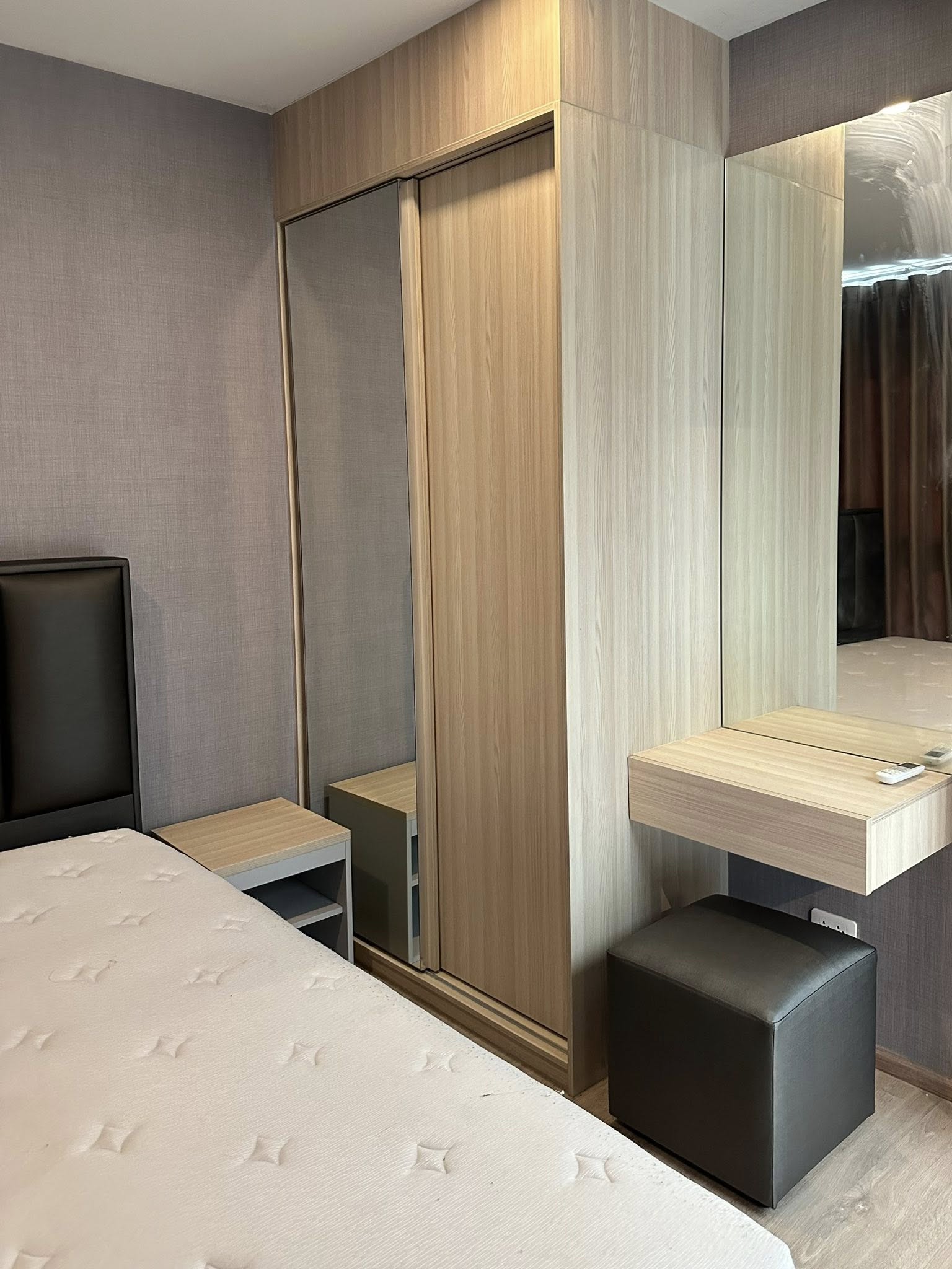 ให้เช่าคอนโด IDEO O2 (ไอดีโอ โอทู) โซน รถไฟฟ้า BTS บางนา 2ห้องนอน / 1ห้องน้ำ ขนาดห้อง 47 ตรม. ชั้น 29