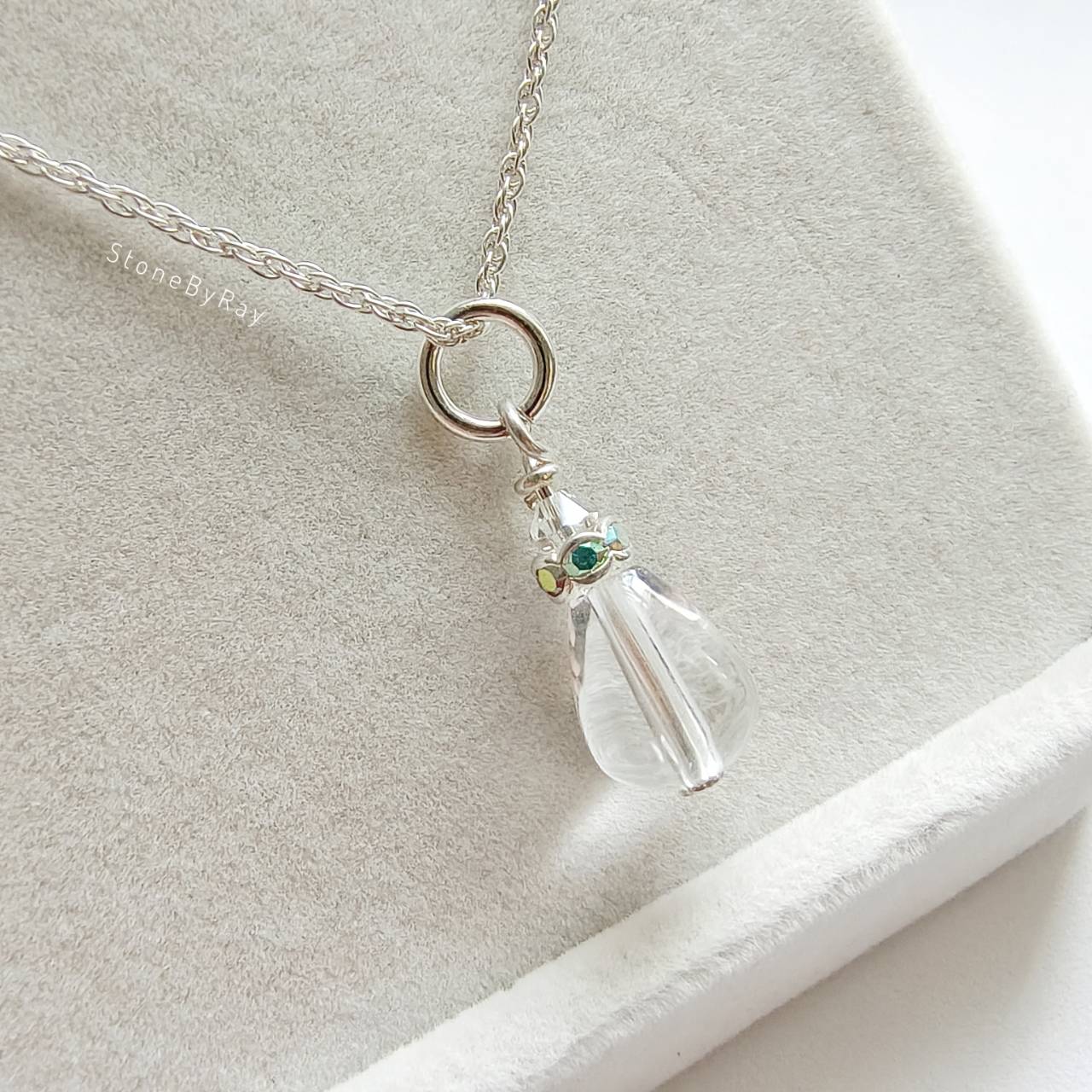 สร้อยคอเงินจี้หินคริสตัลควอตซ์ Crystal Quartz