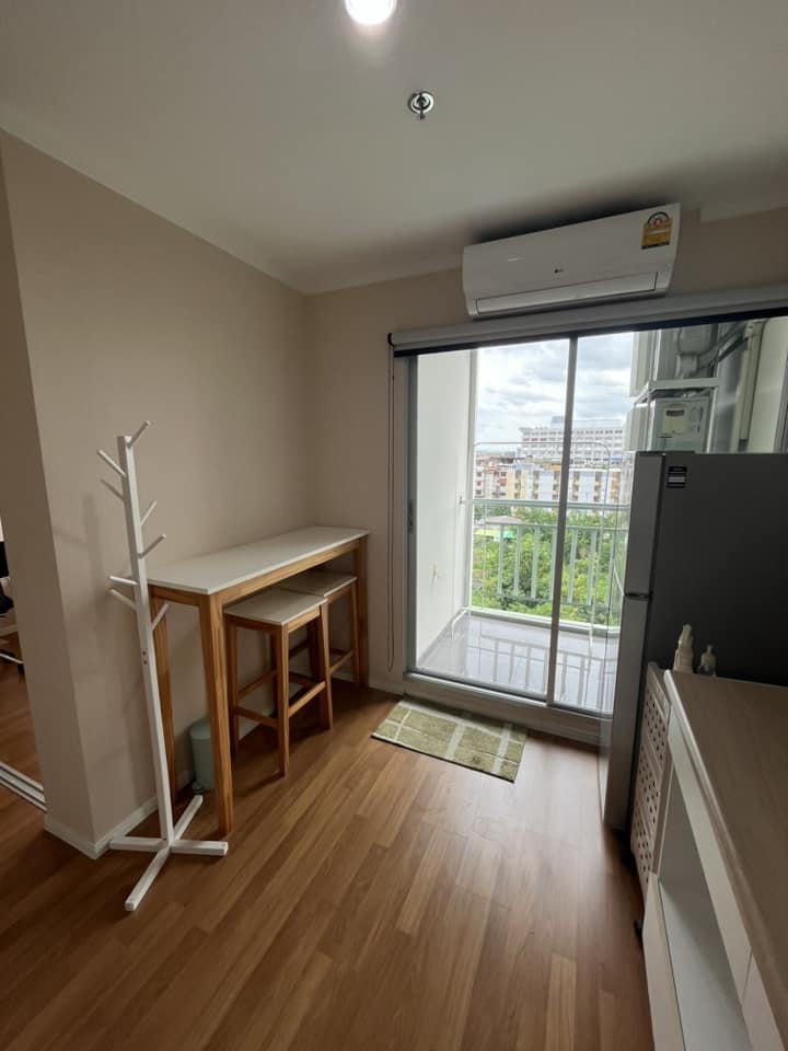 ปล่อยเช่าคอนโด Lumpini Place Borom Ratchachonni - Pinklao (ลุมพินี เพลส บรมราชชนนี - ปิ่นเกล้า) - 1ห้องนอน 1ห้องน้ำ 1ห้องนั่งเล่น - ใกล้ ม.ศิลปากร / ศิริราช/ ธรรมศาสตร์ - ขนาดห้อง 28 ตรม. ชั้น 7