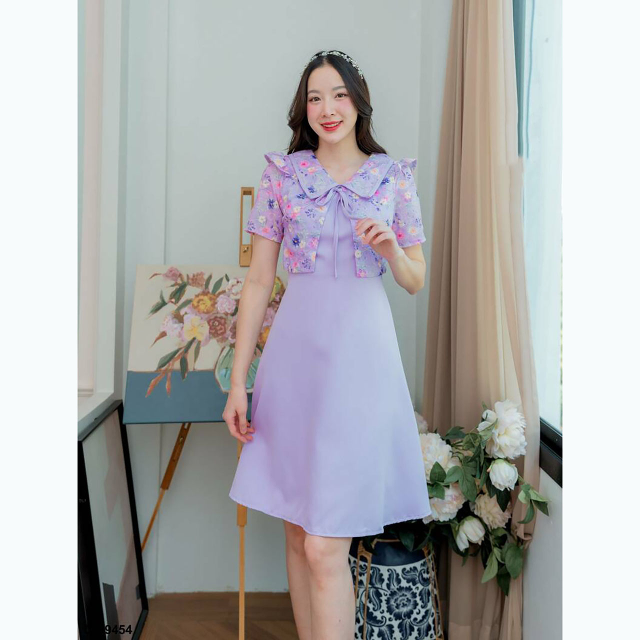 kudapy เดรสสั้นสีชมพู/สีม่วง/สีเหลือง ผ้าพื้นกั๊กลายดอกผูกโบว์