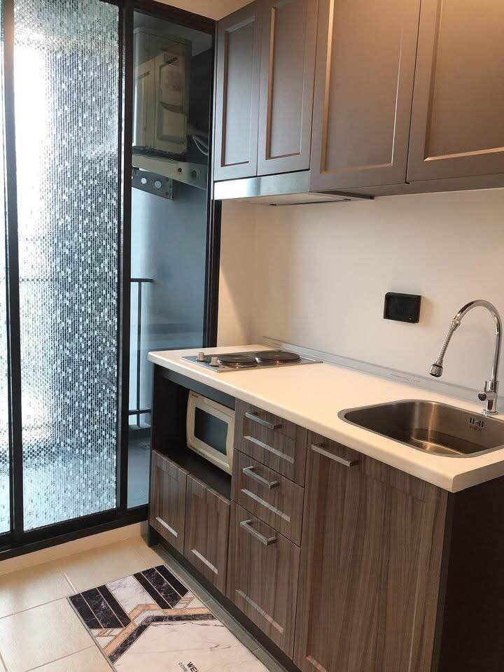 คอนโด Premio Quinto (พรีมิโอ ควินโต) Low Rise โซนพื้นที่เดินได้ไม่เข้าซอย ม.เกษตร BTSเสนานิคม ให้เช่าห้องแบบ 1ห้องนอน 1ห้องน้ำ ขนาดห้อง 26 ตรม. ชั้น 8 ตึก B