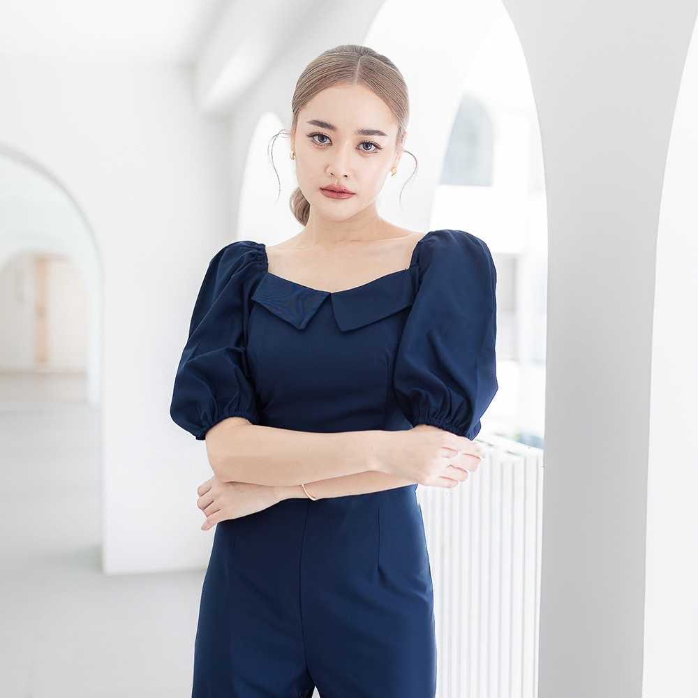 kudapy จั้มขายาวสีแดงไวน์ /โอวัลติน/สีกรม /สีชมพู จั้มคอกว้างแต่งโบว์เล็ก แขนสั้น ทำให้ดูดี จั๊ม 2in1 สาวๆชอบความทะมัดทะแมงมาเอารุ่นนี้ไปครองครองเลยค่ะ