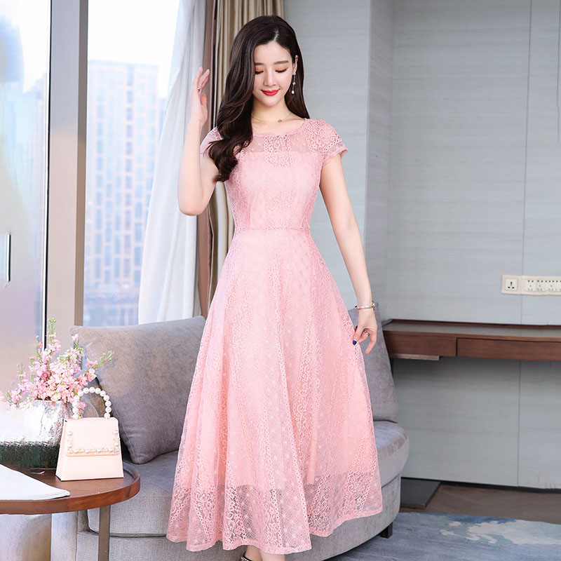 kudapy เดรสลูกไม้ยาวสีชมพู แขนสั้น กระโปรงทรงบานคลุมเข่า แนวเรียบร้อย สวย ดูดี ชุดเดรสทำงาน ชุดเดรสออกงาน