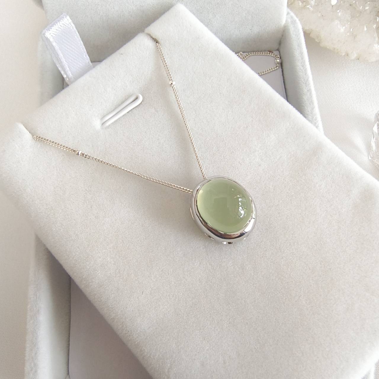 สร้อยคอเงินจี้หินพรีไนท์ Prehnite