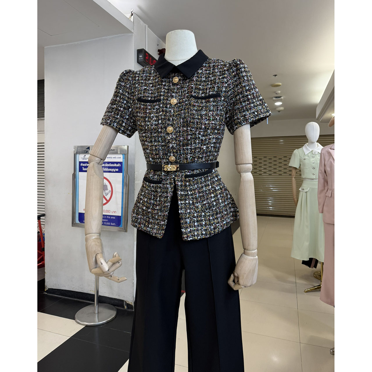 kudapy ชุดเซ็ท 3 ชิ้น เสื้อทวิตแขนสั้น + กางเกง มาพร้อมเข็มขัด เสื้อทวีตแขนสั้น คอปก