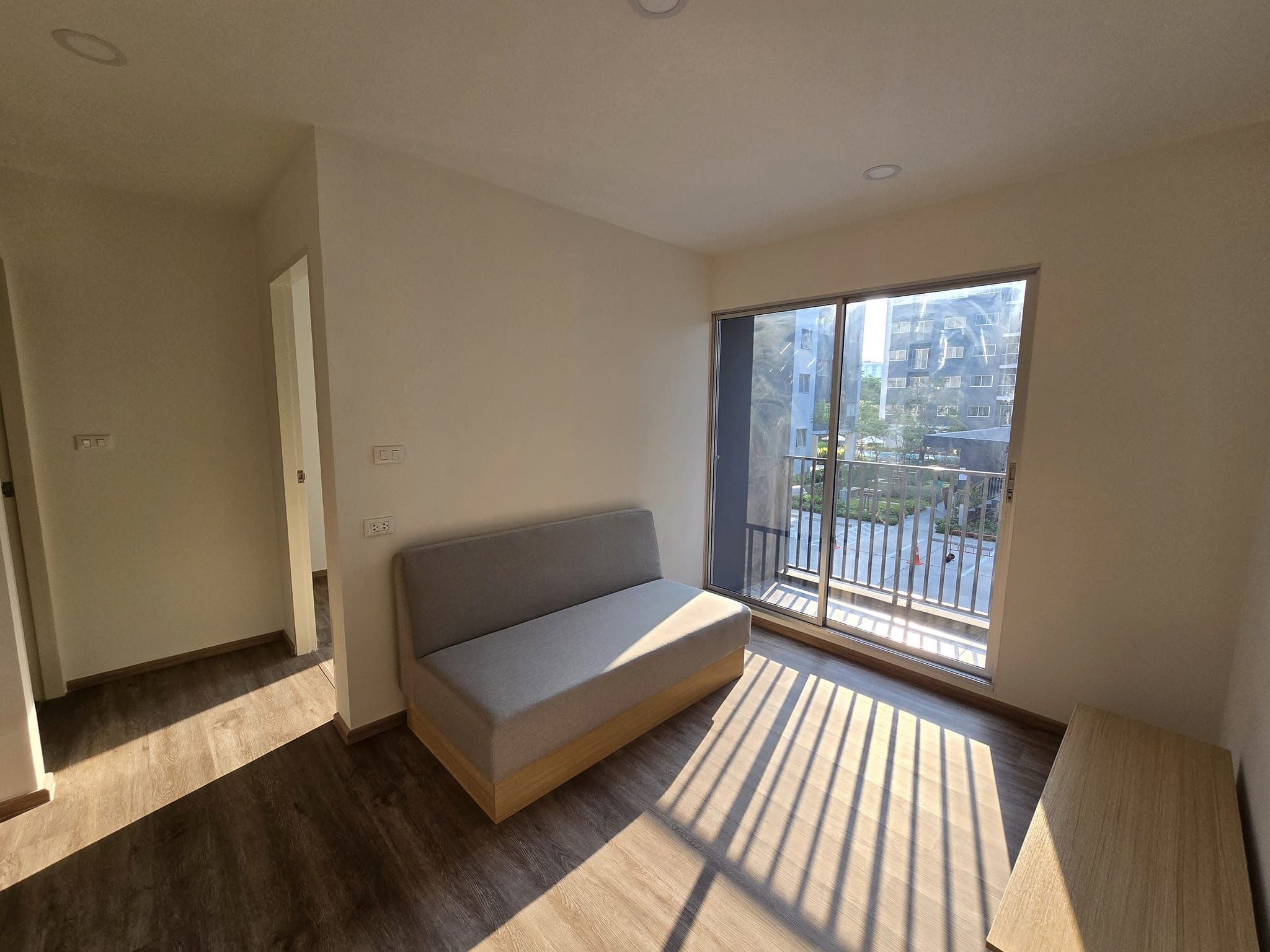 ปล่อยเช่าคอนโด Sena Kith Srinakarin - Sridan (เสนาคิทท์ ศรีนครินทร์ - ศรีด่าน) - 2ห้องนอน 1ห้องนั่งเล่น 1ห้องน้ำ - ใกล้ MRT ศรีด่าน - ขนาดห้อง 44 ตรม. ชั้น 6