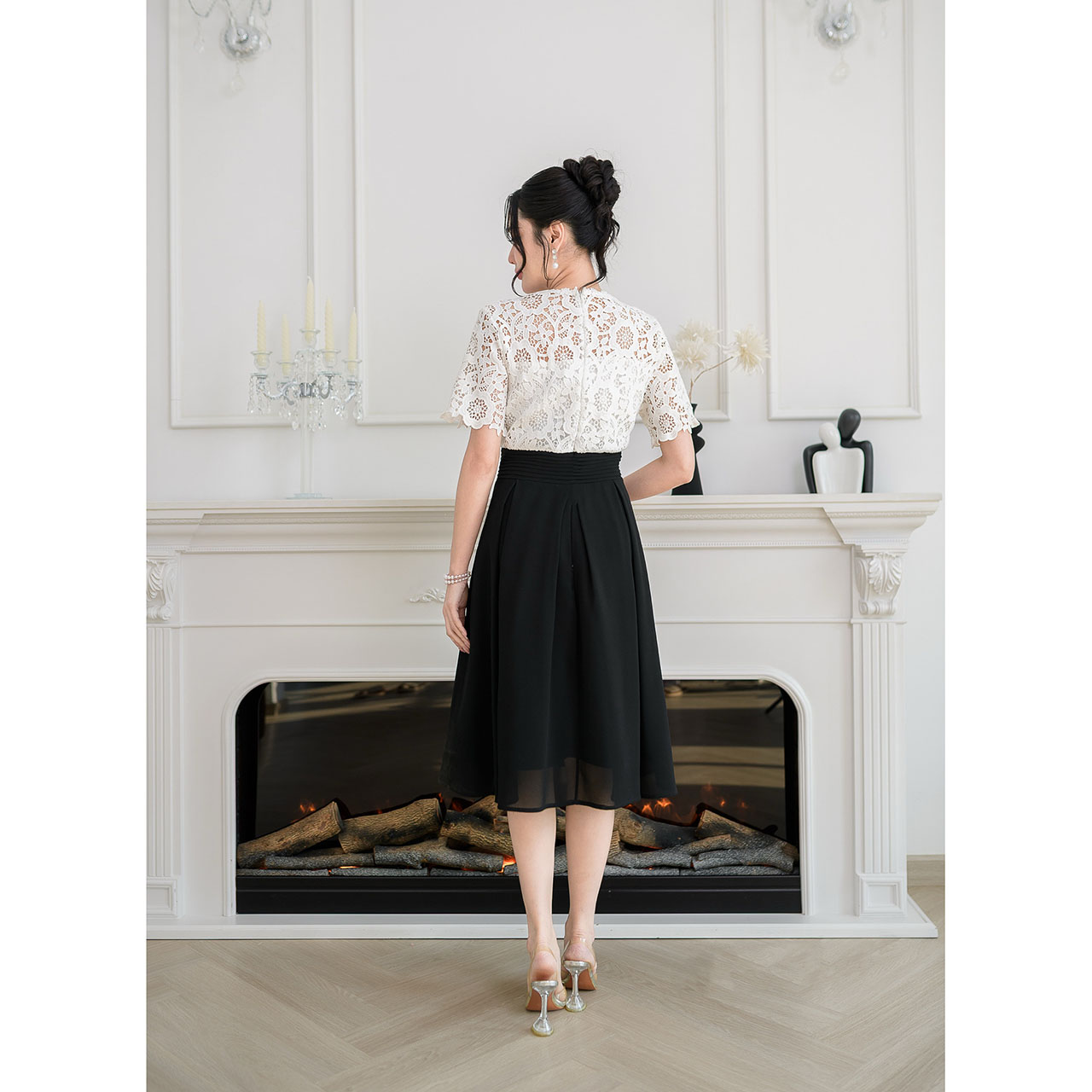 kudapy เดรสลูกไม้ถักเนื้อดีทอลายแน่นๆ เนื้อผ้านิ่มรุ่นนี้ลูกไม้ไม่เงา เอวตกแต่งดอกไม้ลูกไม้สวยงาม ช่วงกระโปรงเป็นผ้าพริ้วชิฟฟ่อน