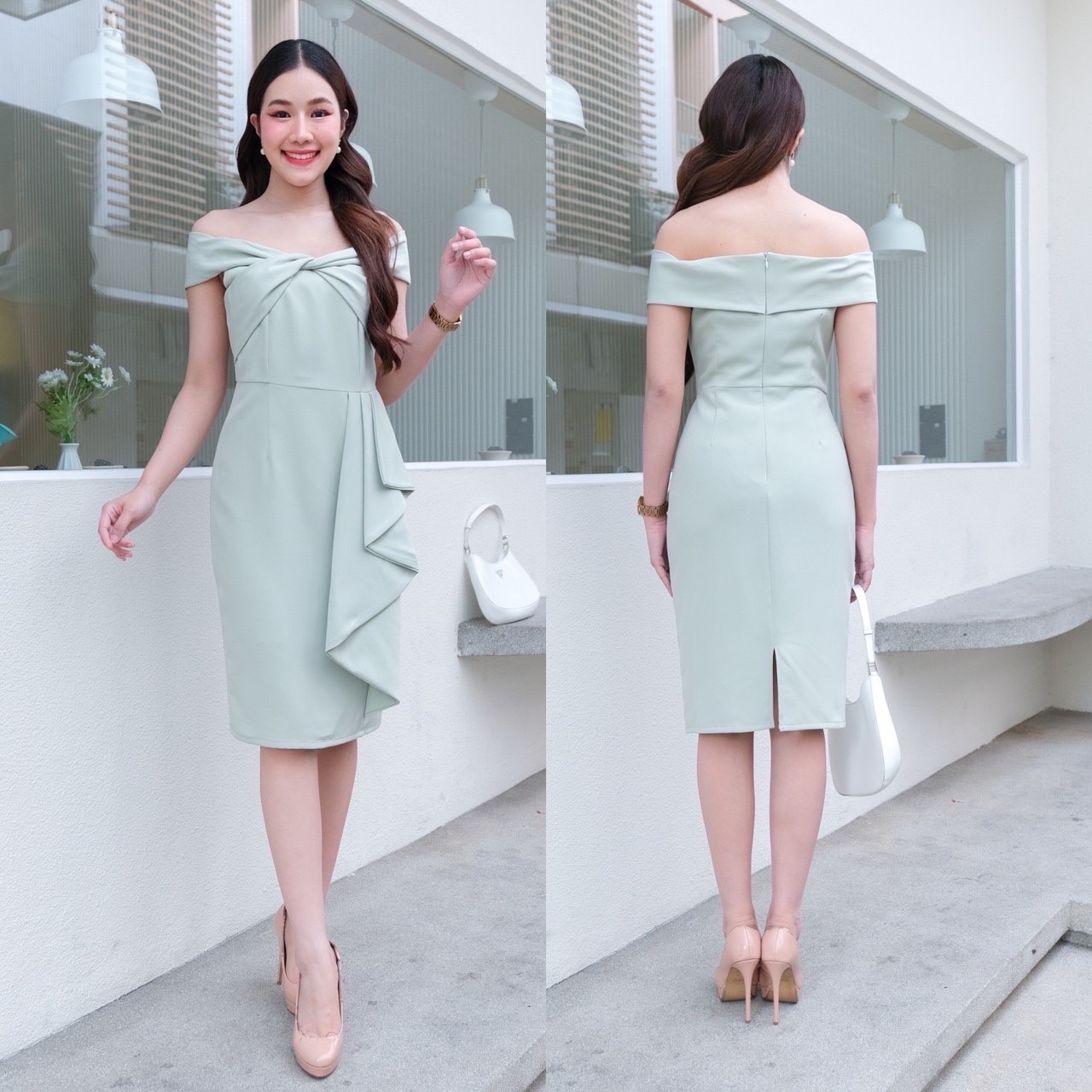 kudapy เดรสสั้นสีขาว/สีเขียว/สีกรม ทรงสอบ เปิดบ่าจับทวิช ช่วงอก จีบระบายสะโพก กระโปรงสอบทรงดินสอ เก็บทรง ผ่าหลังเดินง่าย ซิปหลังยาว