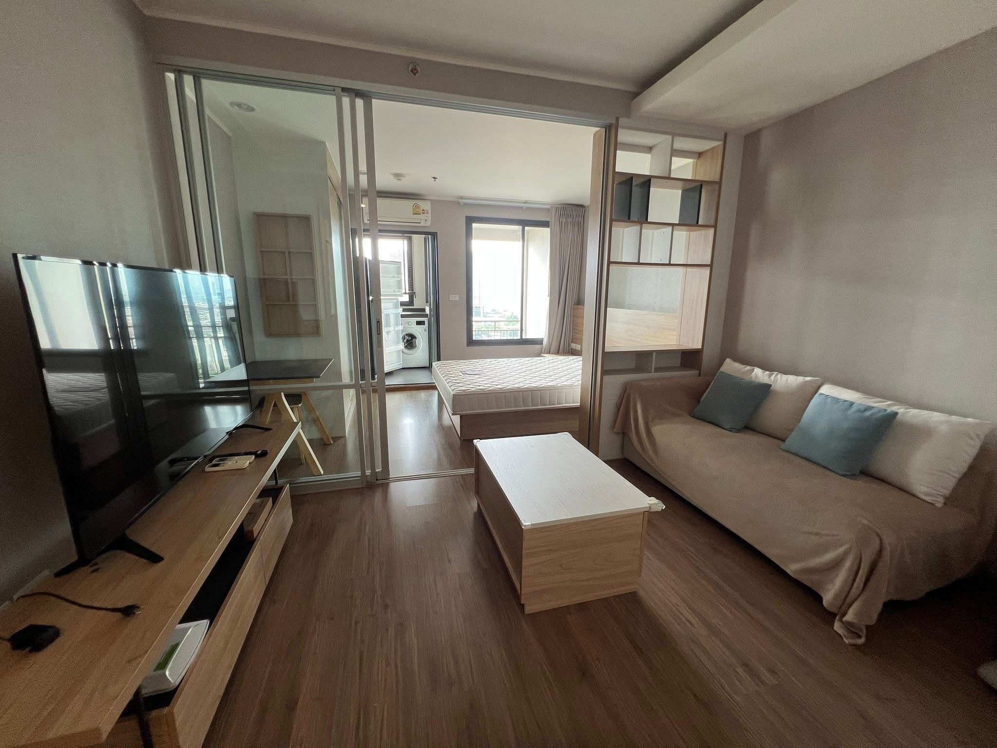 High Rise โซนพื้นที่ ถนนพระราม3 ให้เช่าห้องแบบ 1ห้องนอน 1ห้องน้ำ 1ครัวปิด คอนโด U Delight Residence Riverfront Rama 3 (ยู ดีไลท์ เรสซิเดนซ์ ริเวอร์ฟรอนท์ พระราม 3) ขนาดห้อง 34 ตรม. ชั้น 16 ไม่ใช่ฝั่งวัด ฝั่งกสิกรเห็นวิวแม่น้ำเจ้าพระยา