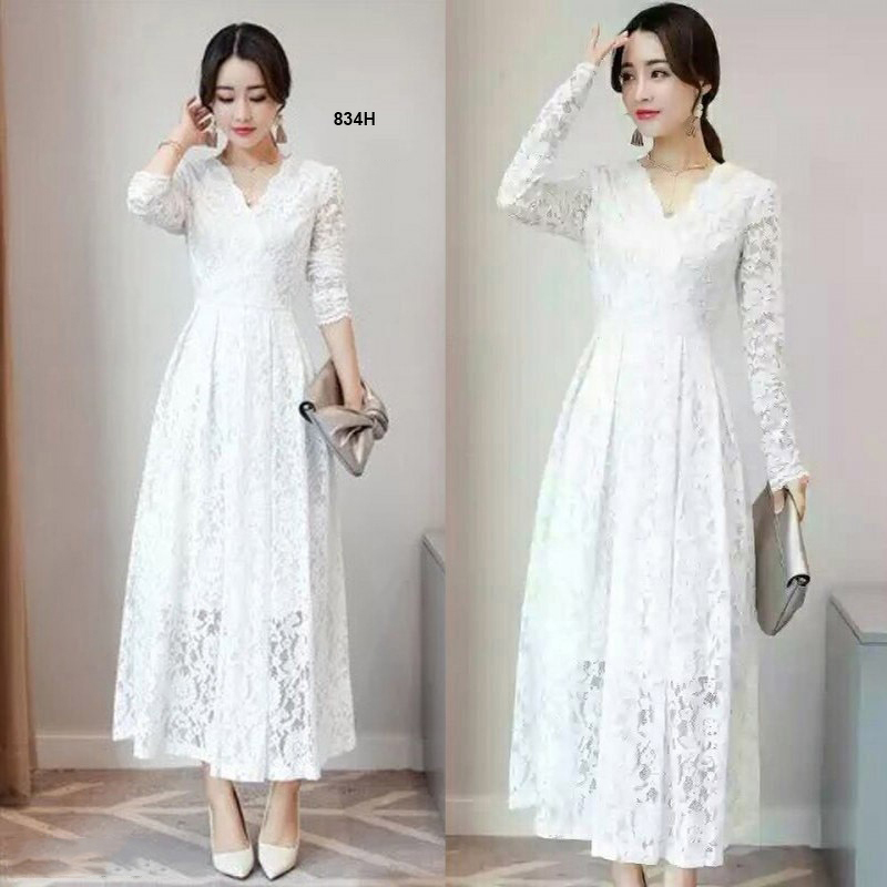 kudapy เดรสยาวสีเทา/สีขาว/สีโอรส/สีแดงเลือดหมู ลูกไม้แขนศอก คอวีป้ายหน้า (ช่วงบนไม่มีซับใน)งานลูกไม้ลายสวยหรู เย็บบุซับในช่วงกระโปรงอย่างดี