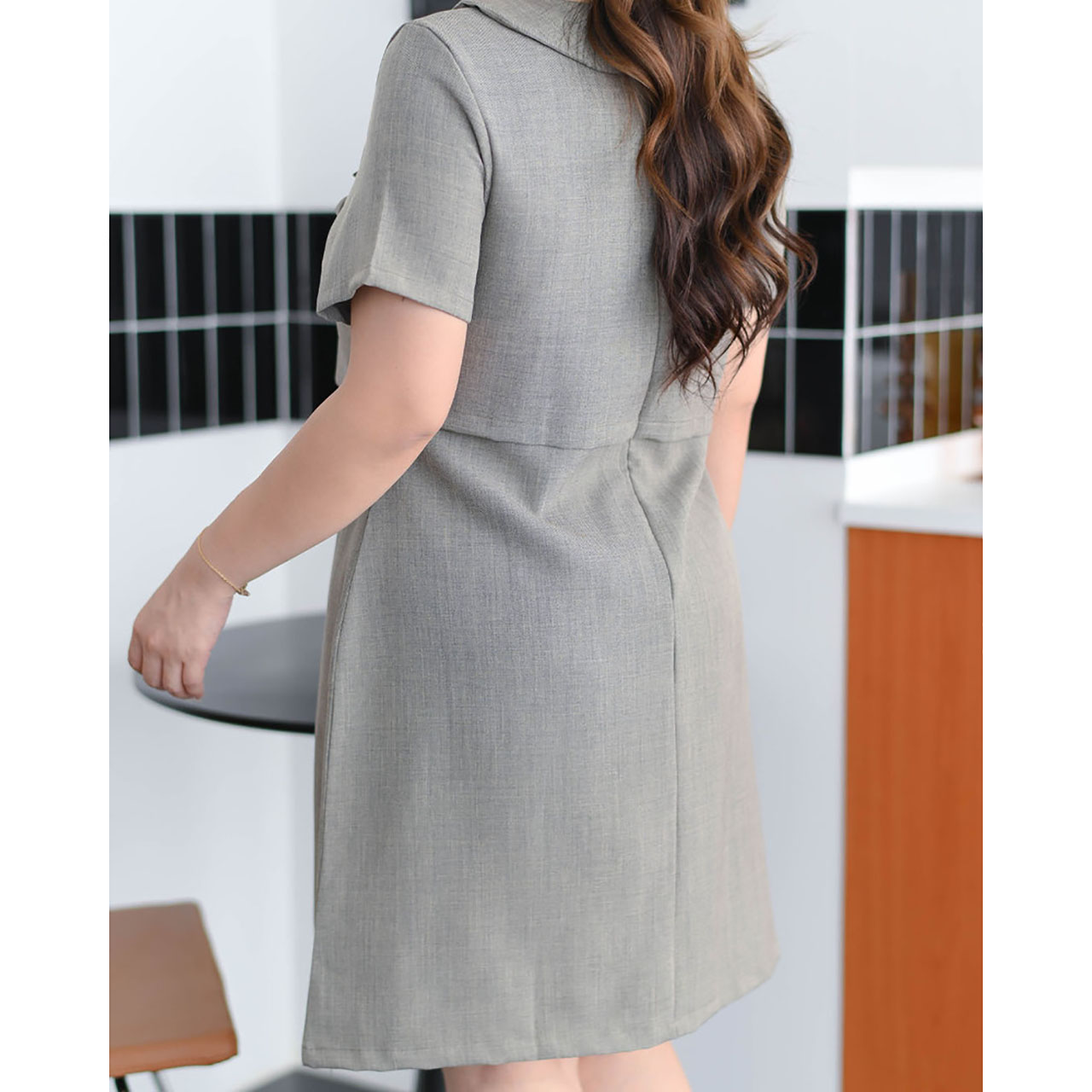 kudapy เดรสแขนสั้น คอปกแบบใหม่สุดคิวท์ มาพร้อมกระดุมมุกตกแต่งให้ลุคคุณหนูน่ารัก