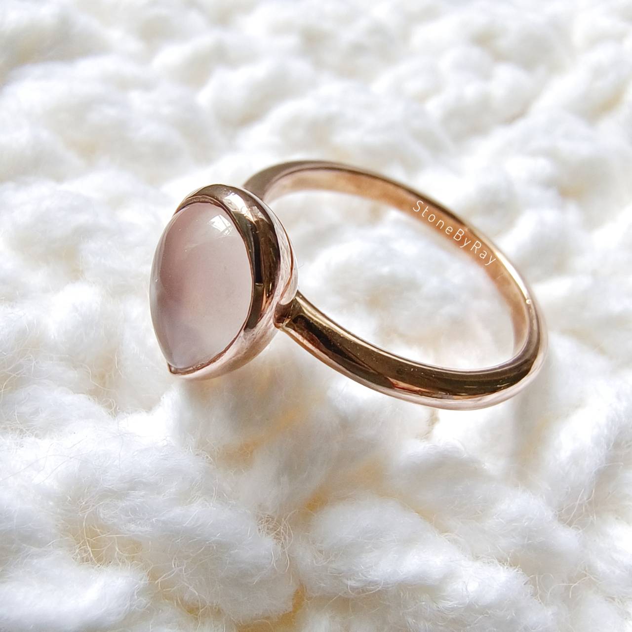 แหวนเงินชุบพิ้งโกลด์หินโรสควอตซ์ Rose Quartz