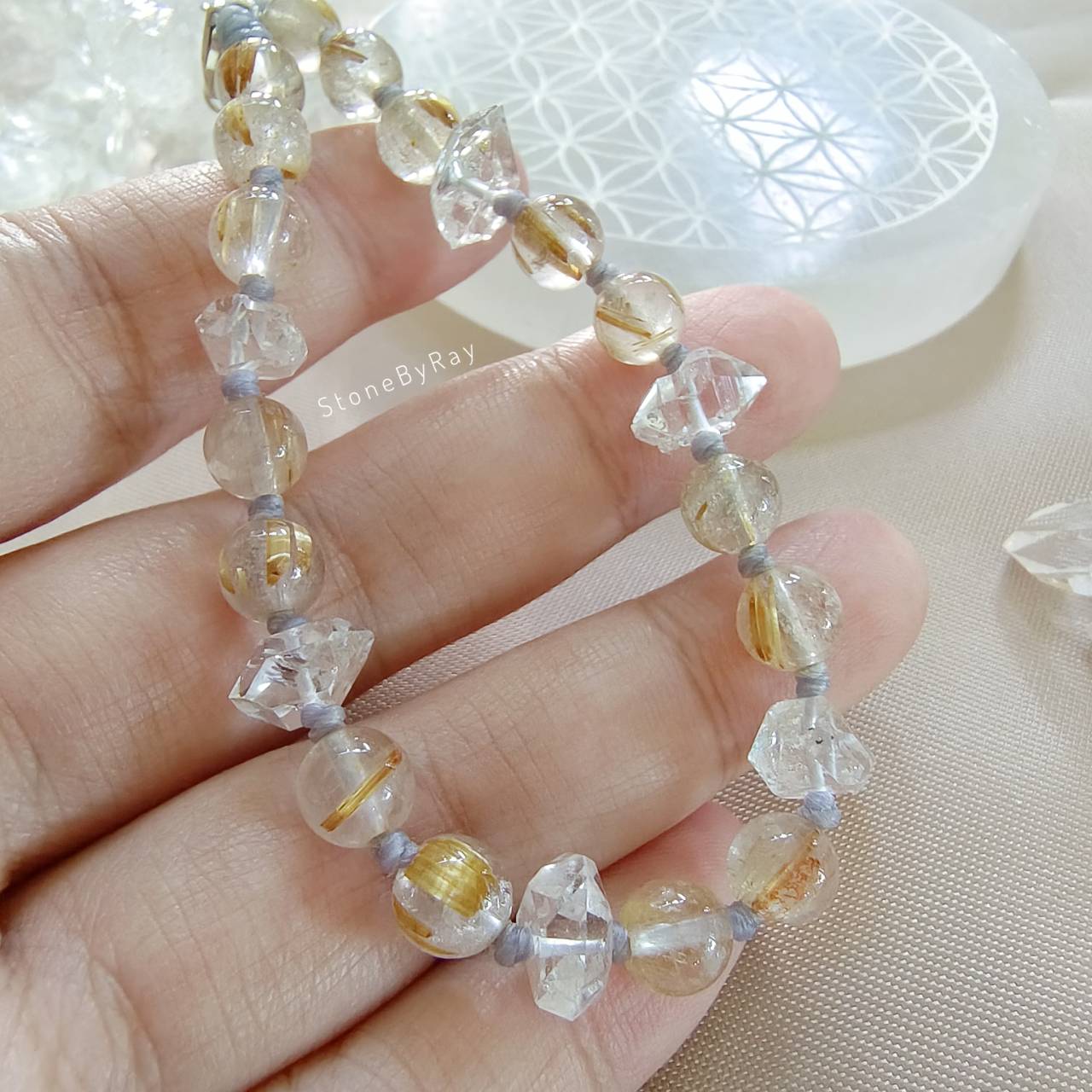 สร้อยข้อมือเชือกถักหินเฮอร์คิเมอร์ไดม่อนกับหินไหมทอง Herkimer Diamond