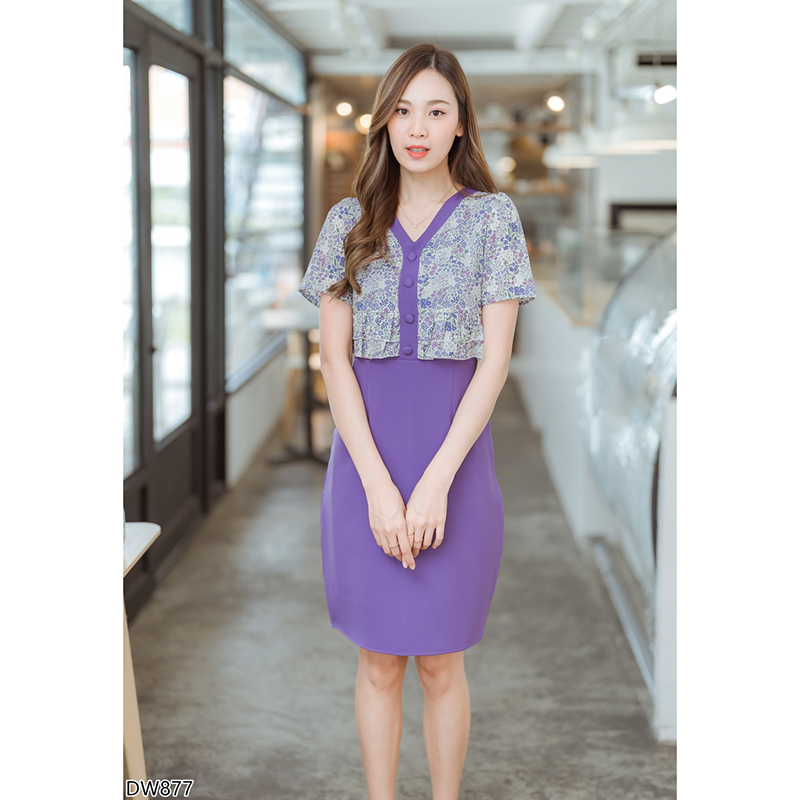 kudapy เดรสสั้นสีเขียว/สีชมพู/สีม่วง เดรสใส่ทำงานท่อนบนลายดอกมีกระดุมกลางอก