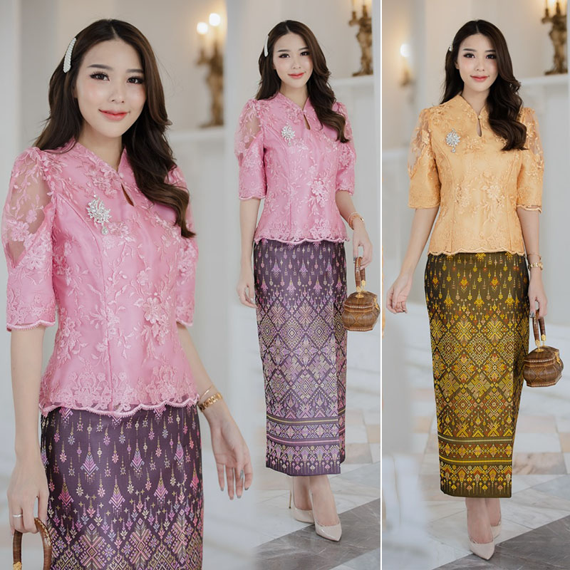 kudapy เสื้อลูกไม้สีชมพู/สีทอง เนื้อลูกเนื้อไม้ปัก ช่วงแขนทรงกระบอกดีไซน์ตรงแขน เป็นซีทรูนิดหน่อย (เฉพาะเสื้อ)