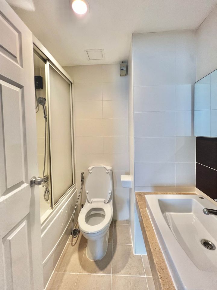 ปล่อยเช่าคอนโด Grand Park View (แกรนด์ พาร์ค วิว) - 2ห้องนอน 1ห้องน้ำ 1ห้องนั่งเล่น - ใกล้ MRT เพชรบุรี สุขุมวิท BTS อโศก / มศว. แกรมมี่ - ขนาดห้อง 60 ตรม. ชั้น 15