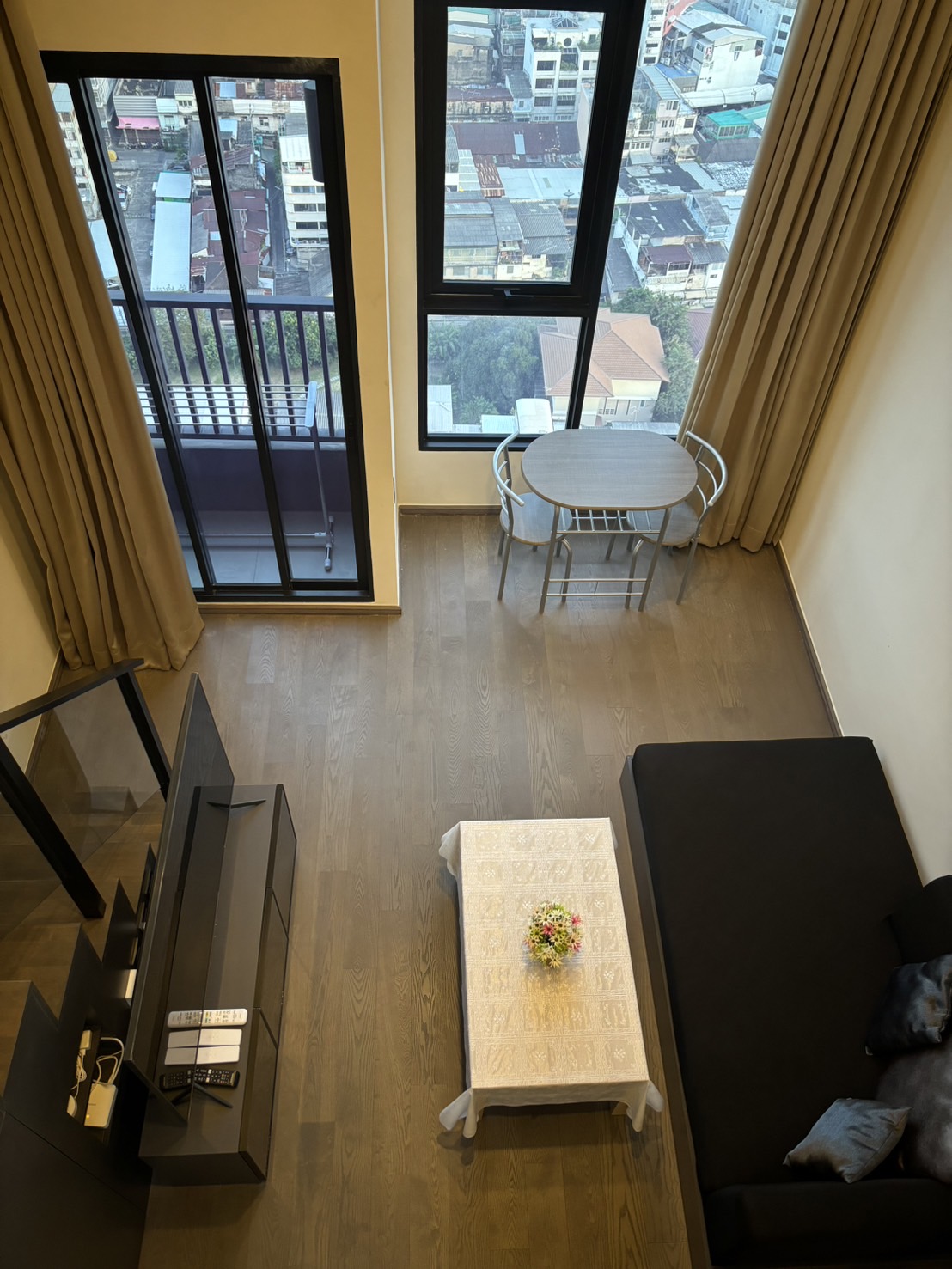 ปล่อยเช่าคอนโด Park Origin Chula-Samyan (พาร์ค ออริจิ้น จุฬา สามย่าน) - ใกล้ MRT หัวลำโพง จุฬา สามย่าน - Duplex 1ห้องนอน 1ห้องน้ำ 1ห้องนั่งเล่น - ขนาดห้อง 35 ตรม. ชั้น 26