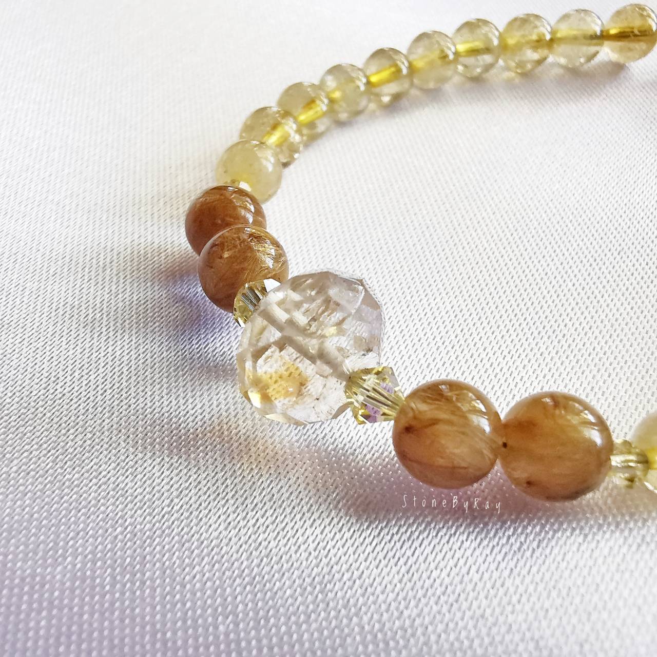 สร้อยข้อมือหินซิทรินกับหินไหมทอง Citrine+Rutilated Quartz